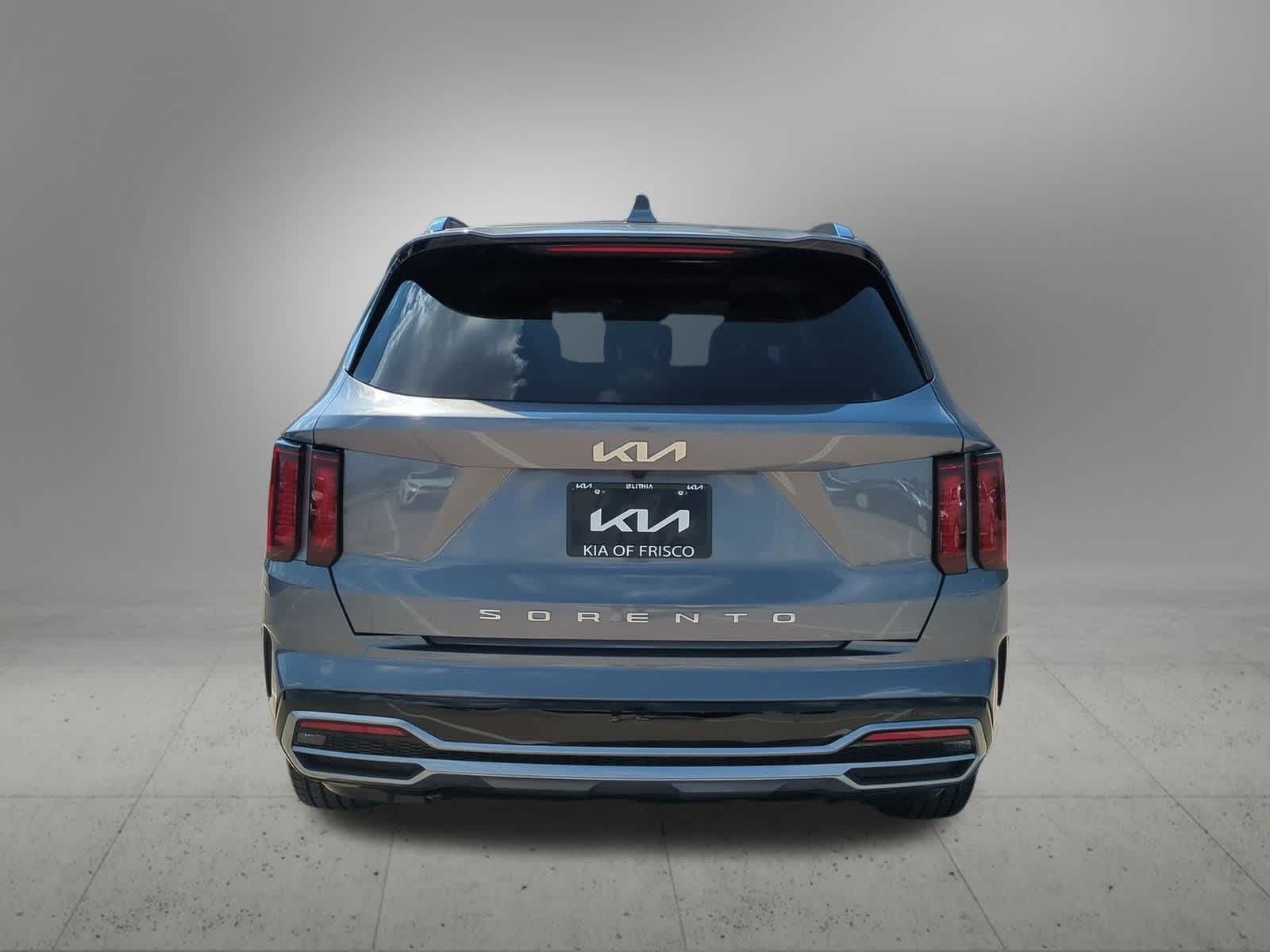 Thumbnail: 2022 Kia Sorento - 5
