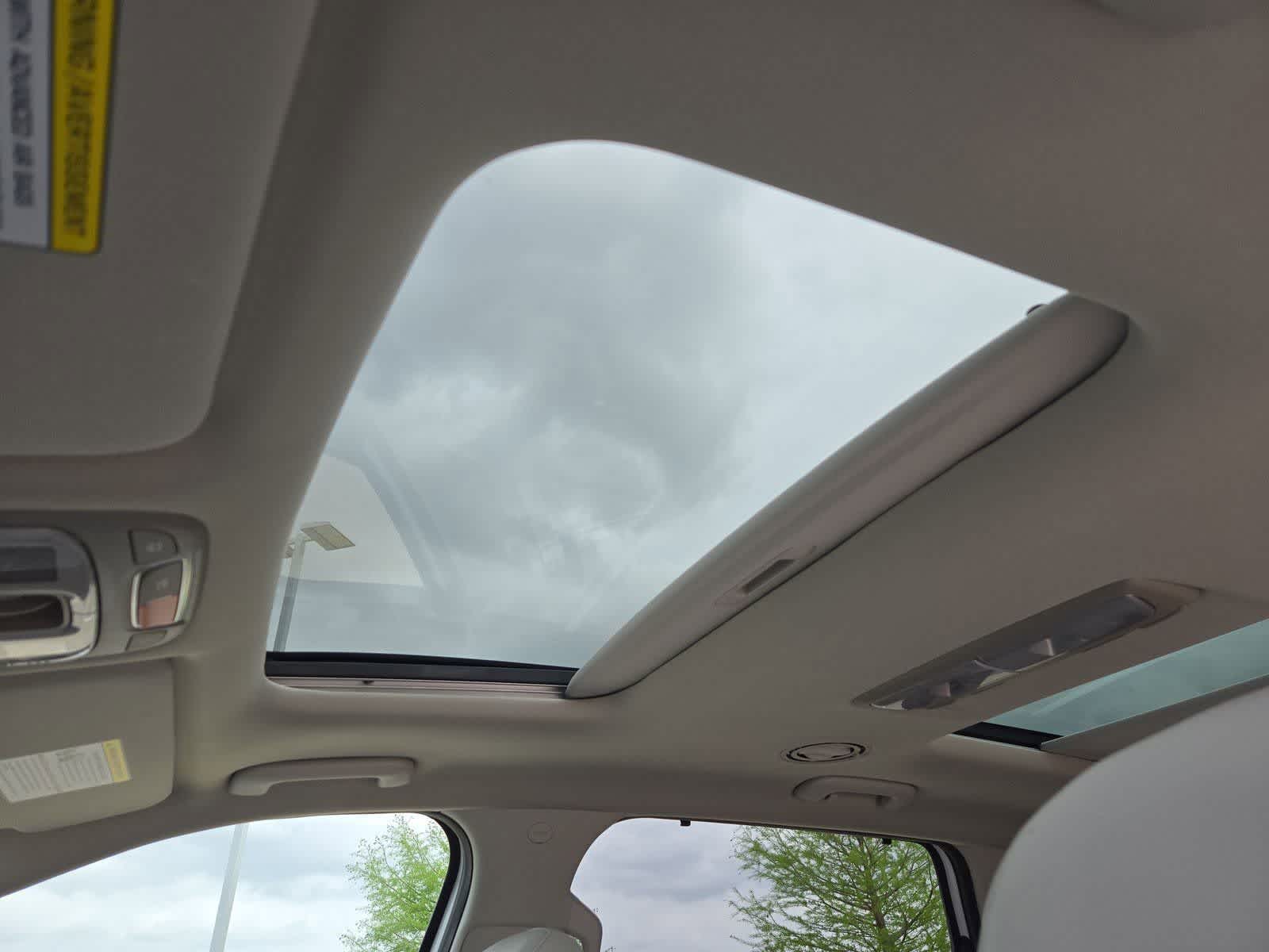 Thumbnail: 2025 Kia Telluride - 17