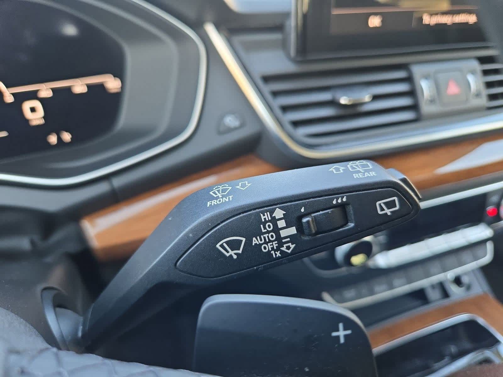 Thumbnail: 2023 Audi Q5 - 26