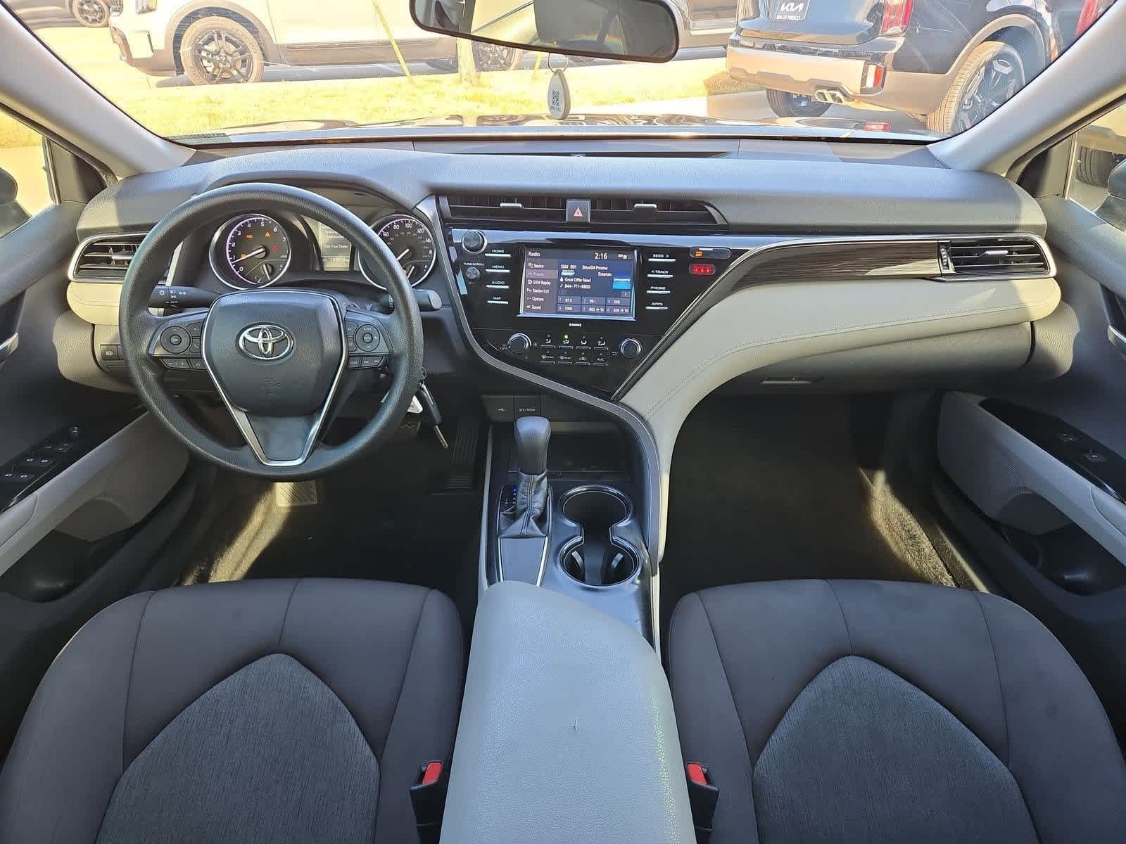 Thumbnail: 2020 Toyota Camry - 14