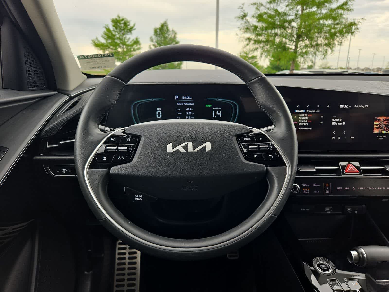 Thumbnail: 2023 Kia Niro - 23