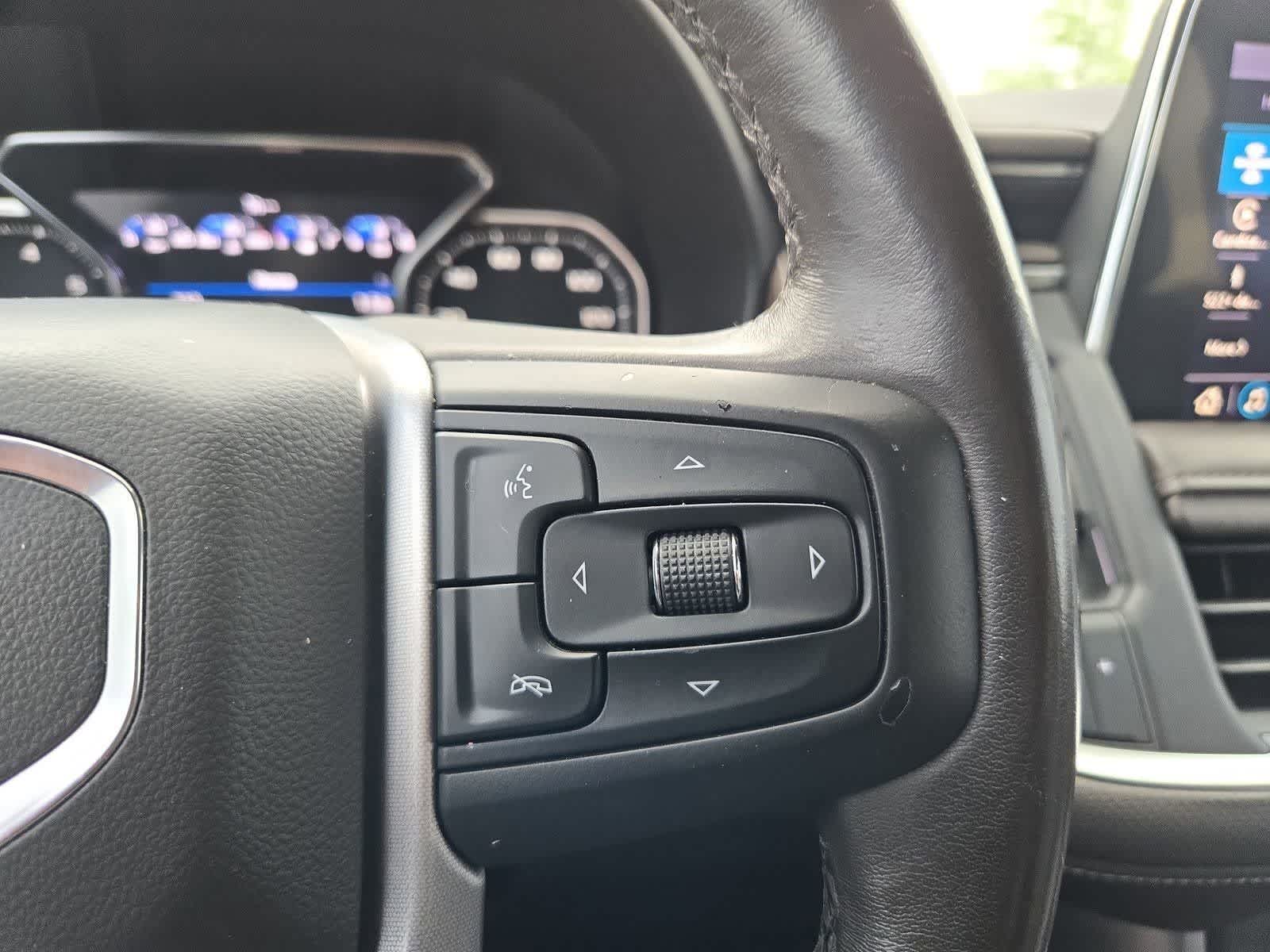 Thumbnail: 2021 GMC Yukon XL - 25