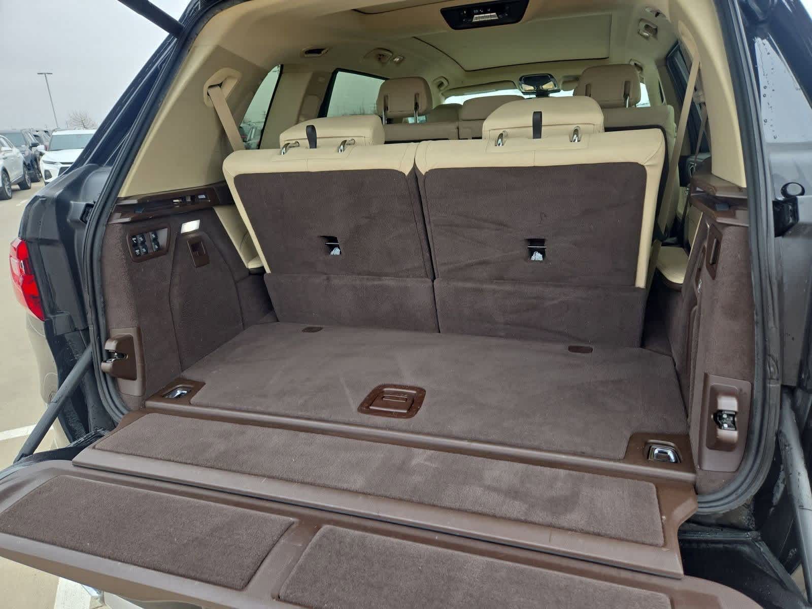 Thumbnail: 2019 BMW X7 - 35