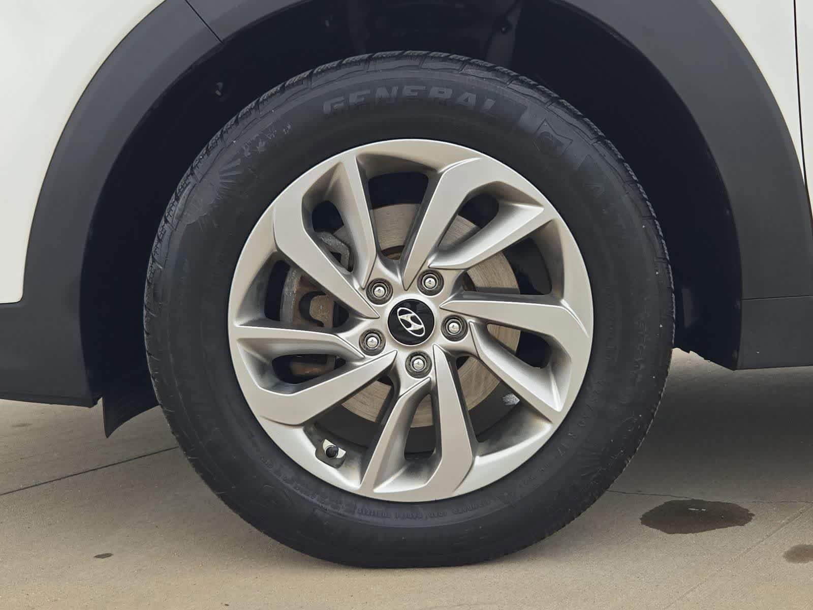 Thumbnail: 2018 Hyundai Tucson - 12