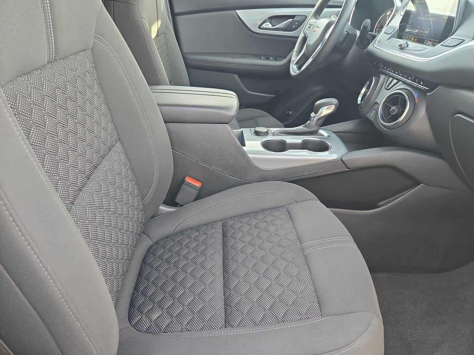 Thumbnail: 2021 Chevrolet Blazer - 21