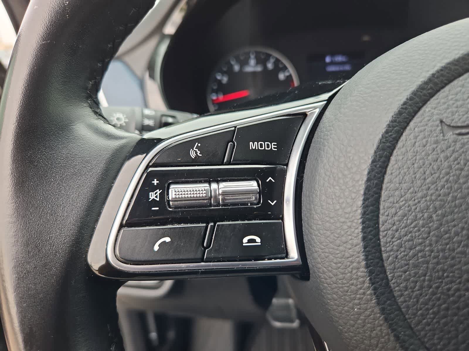 Thumbnail: 2023 Kia Seltos - 21