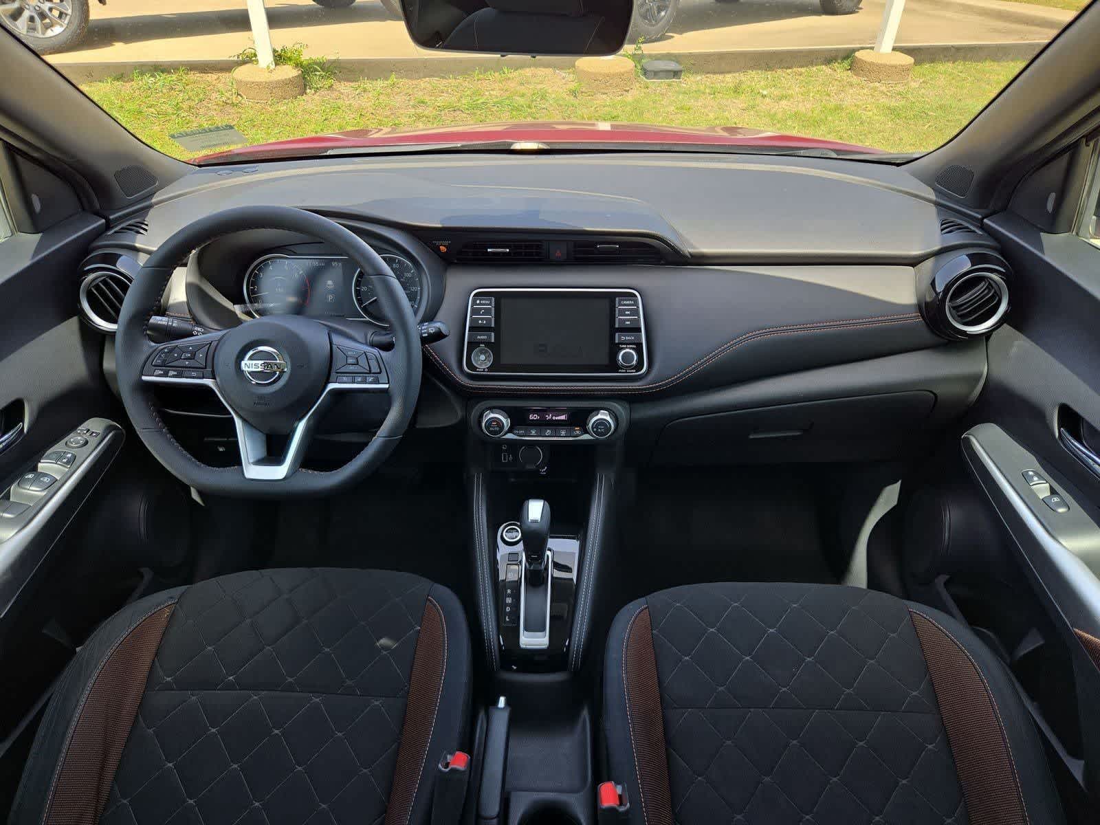 Thumbnail: 2018 Nissan Kicks - 13