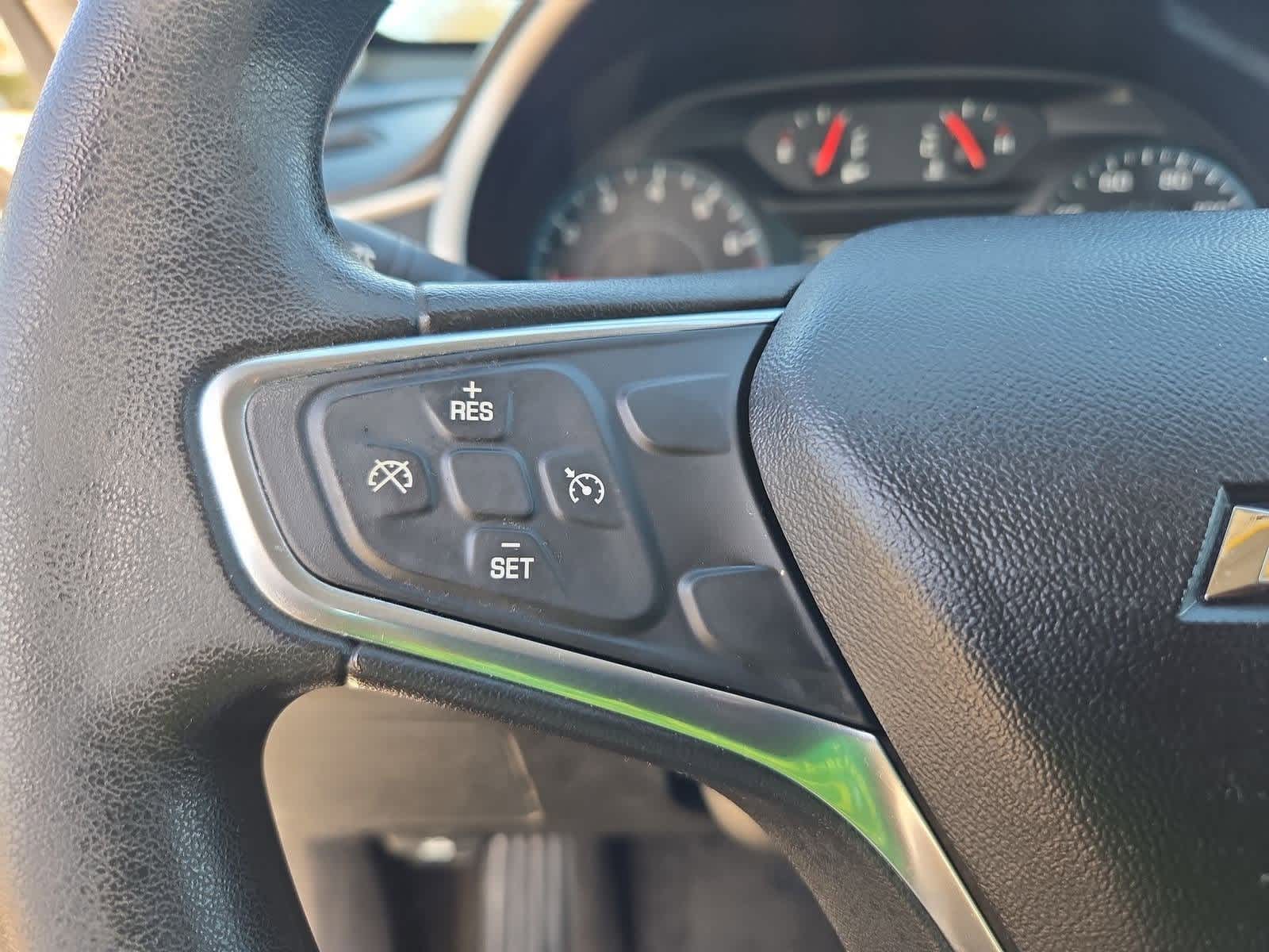 Thumbnail: 2018 Chevrolet Malibu - 22