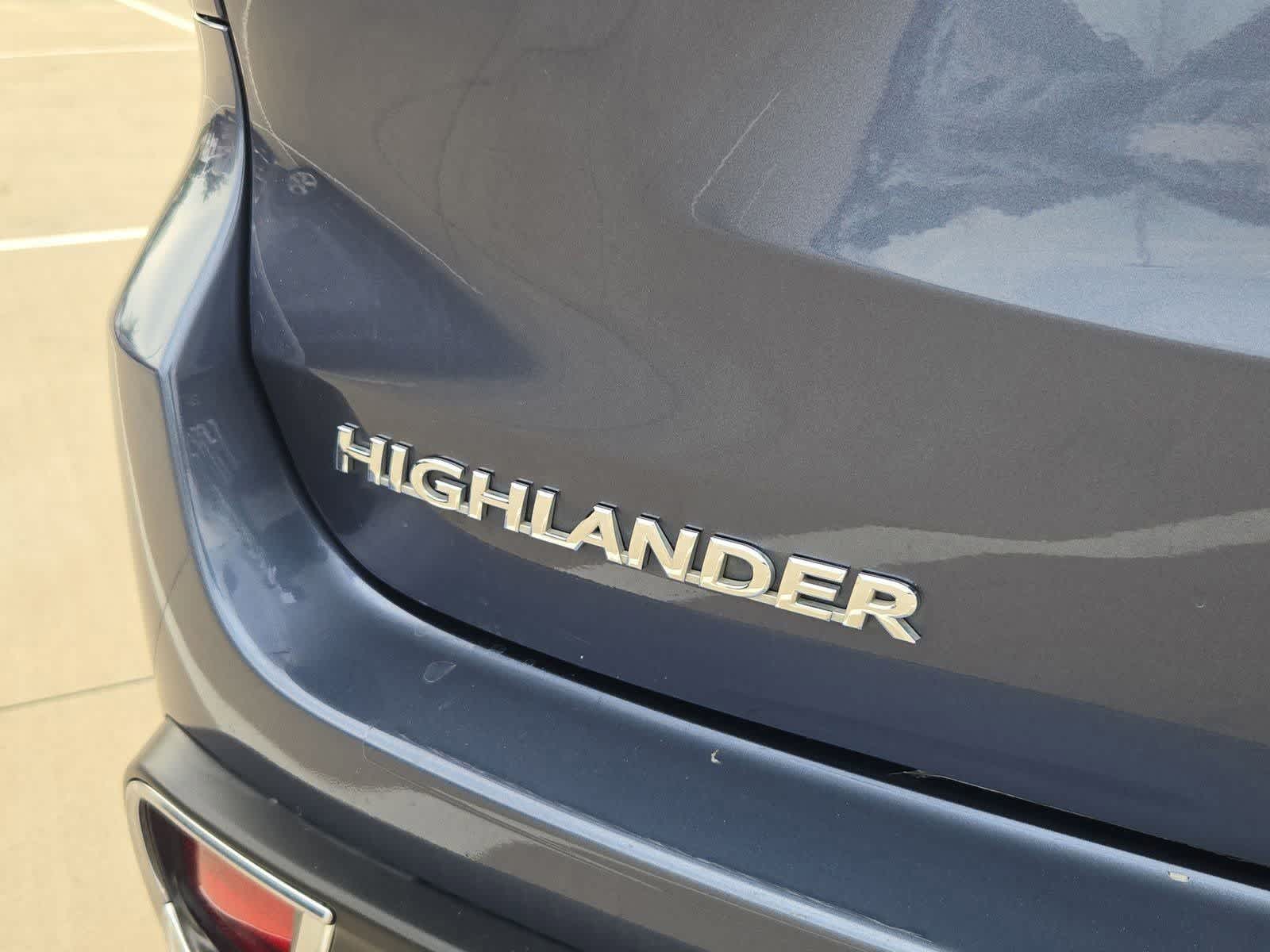 Thumbnail: 2019 Toyota Highlander - 12