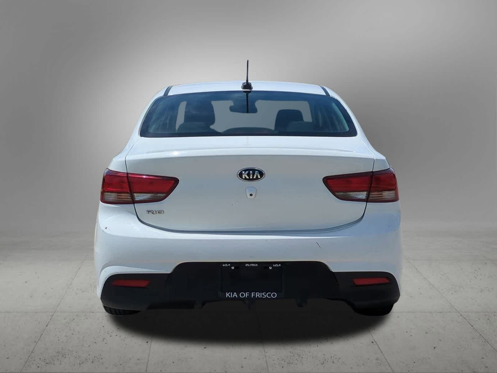 Thumbnail: 2020 Kia Rio - 5
