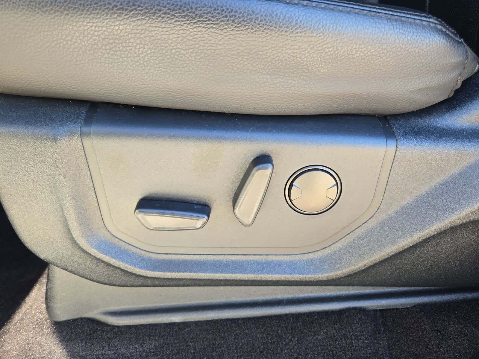 Thumbnail: 2021 Ford Expedition - 19