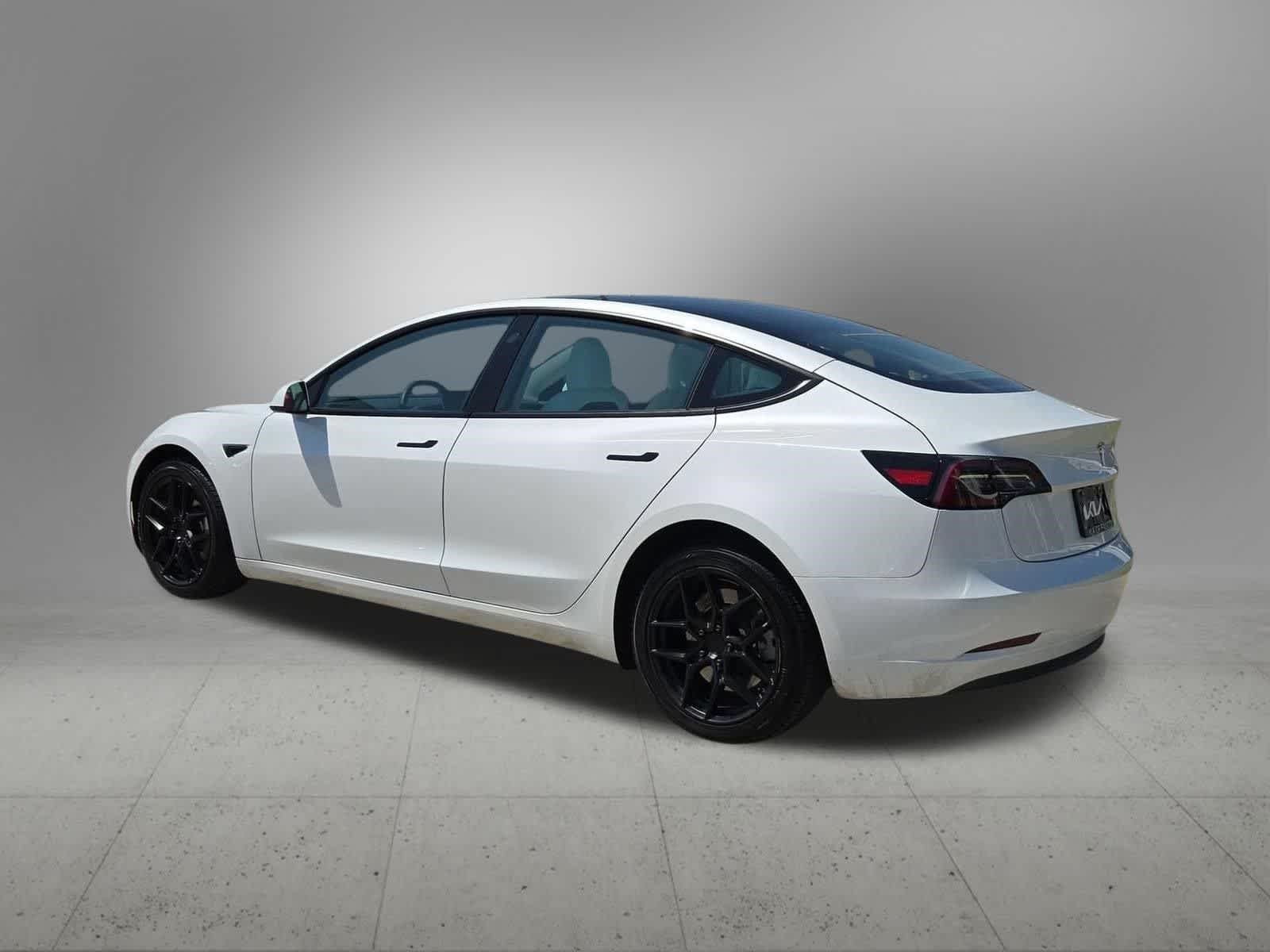 Thumbnail: 2023 Tesla Model 3 - 3