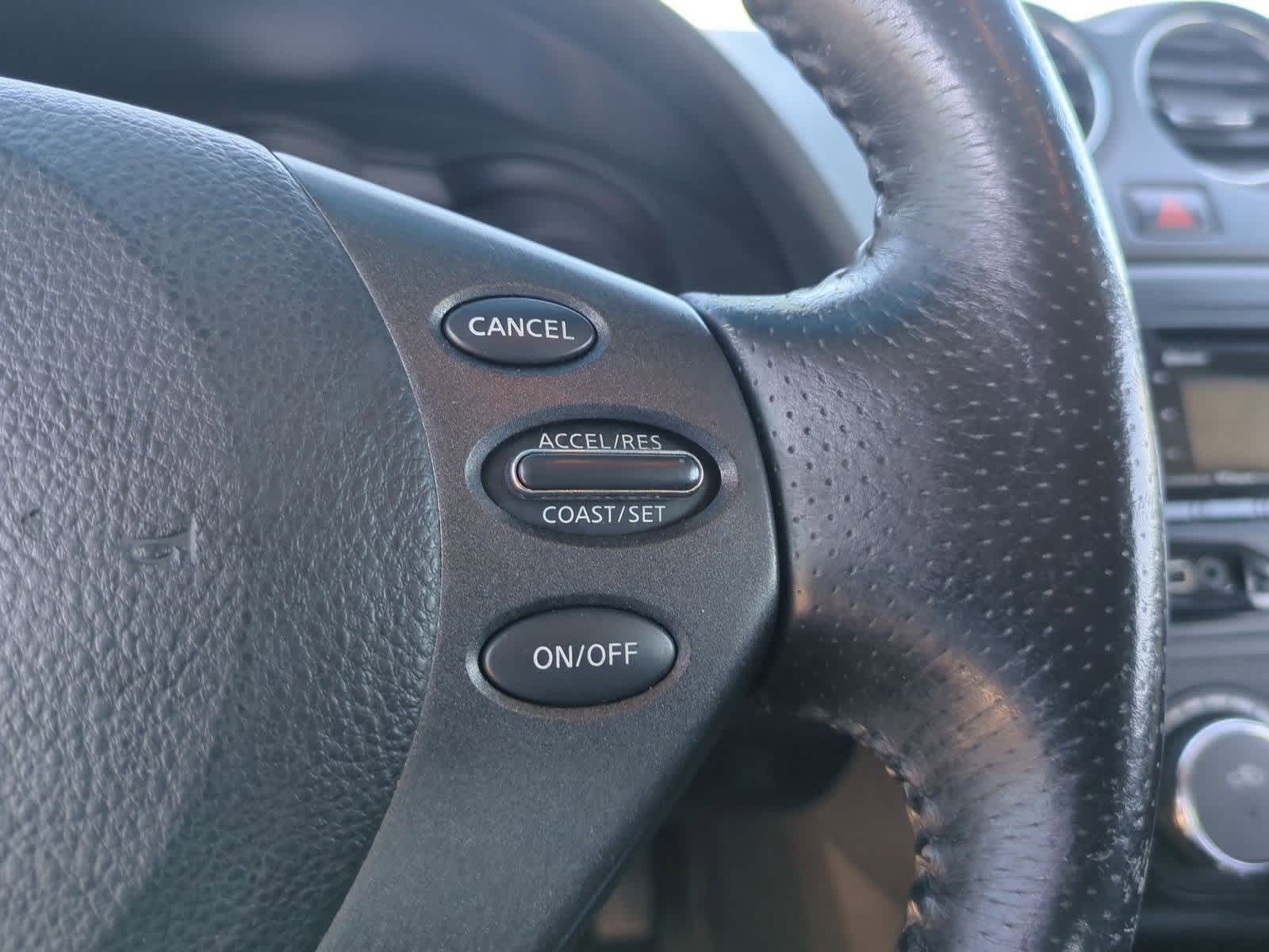 Thumbnail: 2011 Nissan Altima - 21