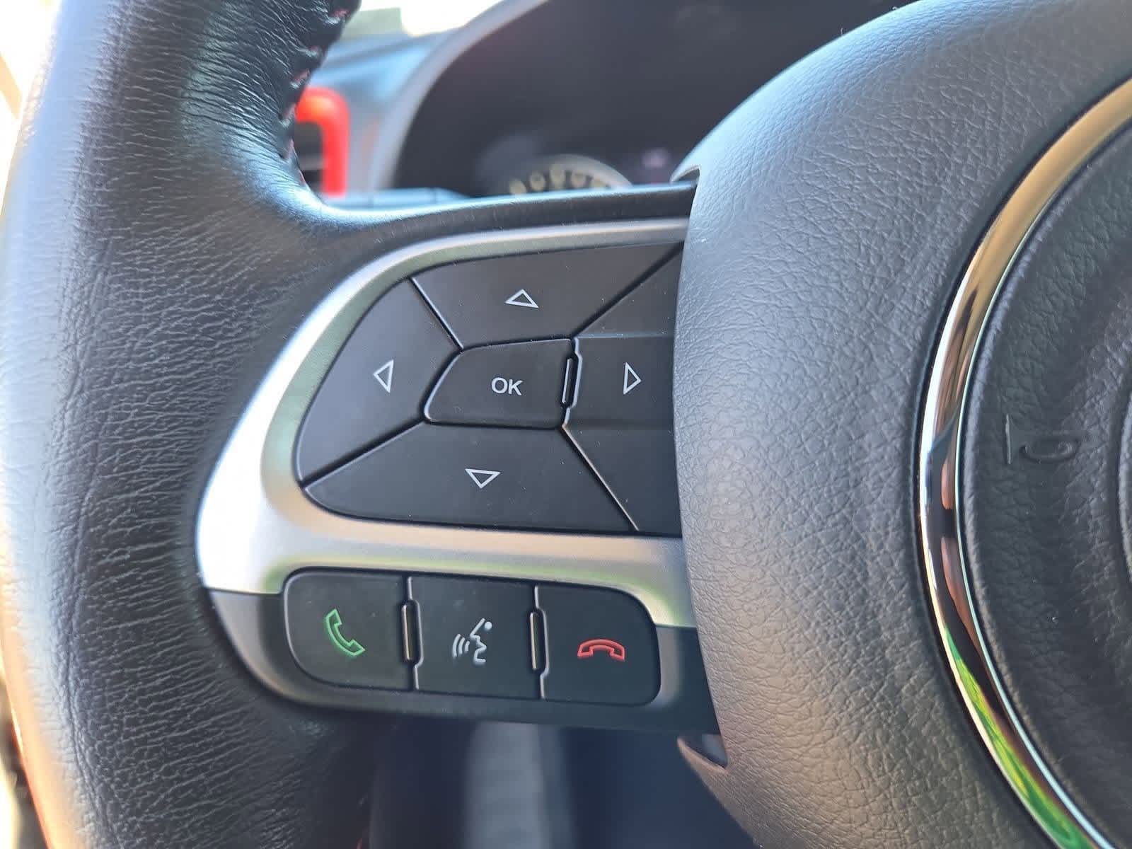 Thumbnail: 2021 Jeep Renegade - 22