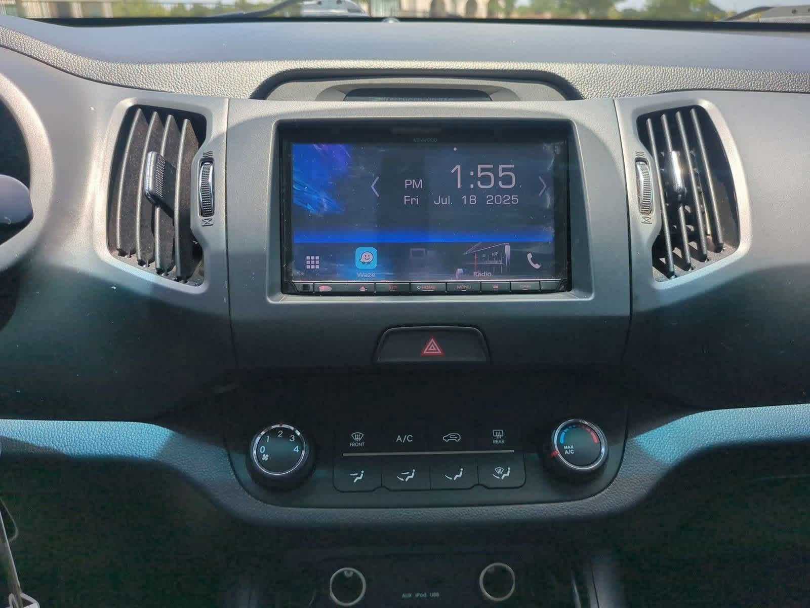 Thumbnail: 2012 Kia Sportage - 25