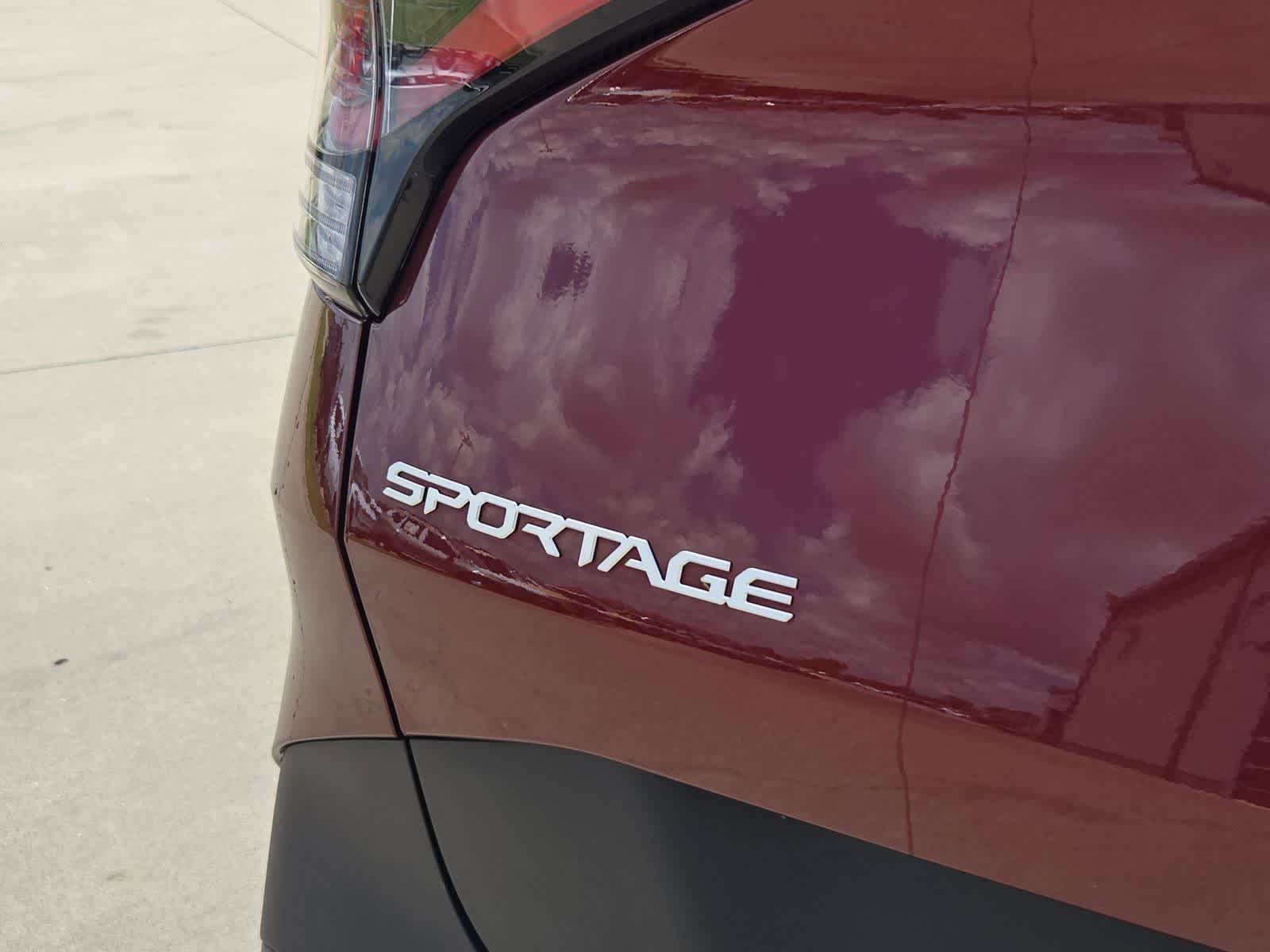 Thumbnail: 2023 Kia Sportage - 11