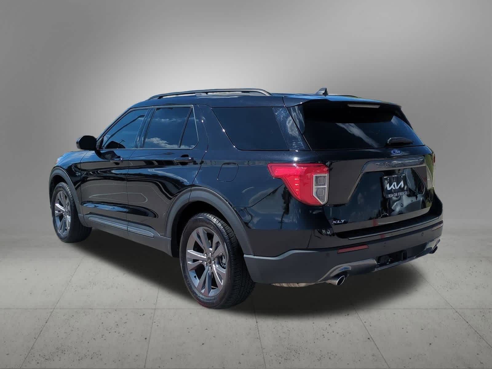 Thumbnail: 2022 Ford Explorer - 4