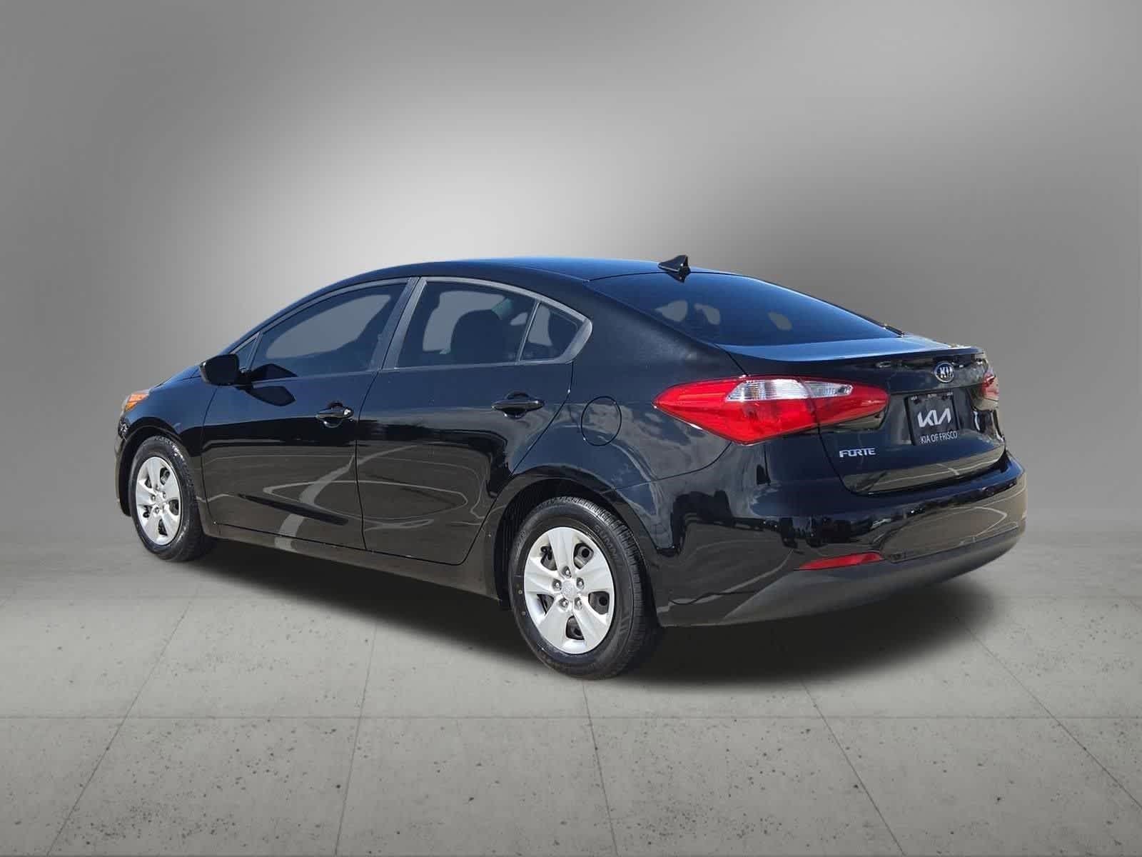 Thumbnail: 2015 Kia Forte - 4