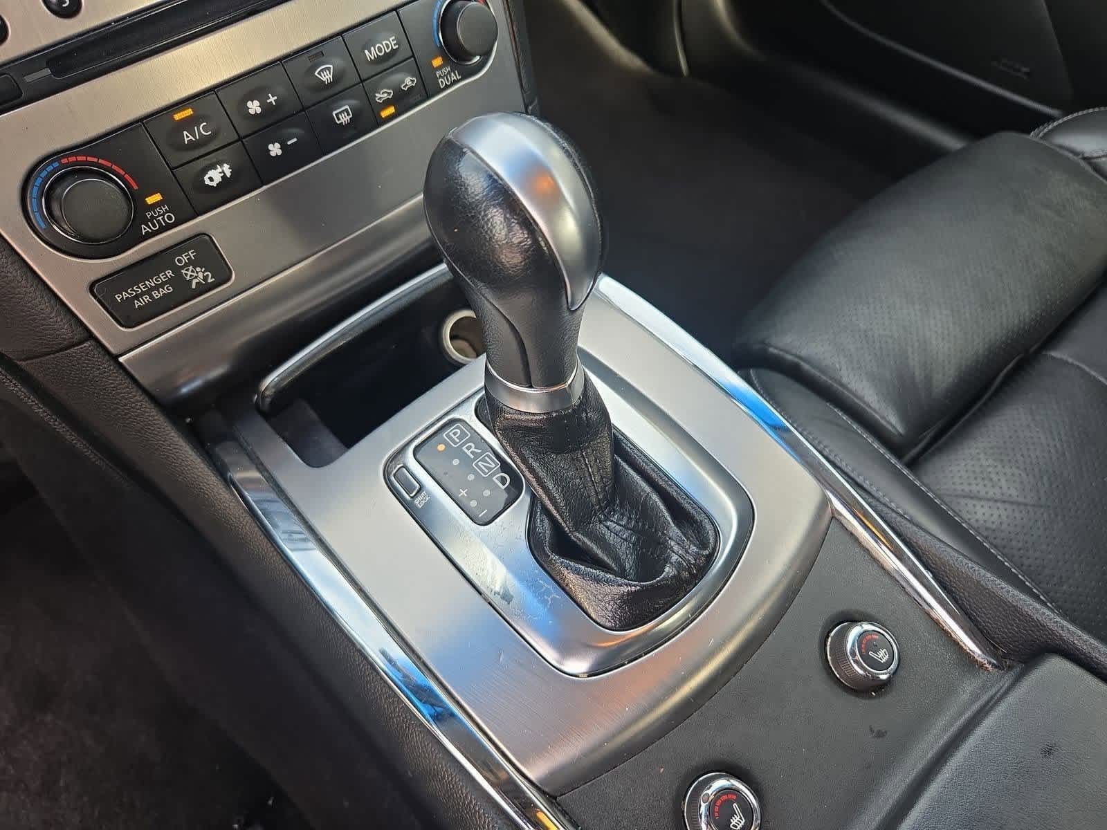 Thumbnail: 2010 INFINITI G37 - 31