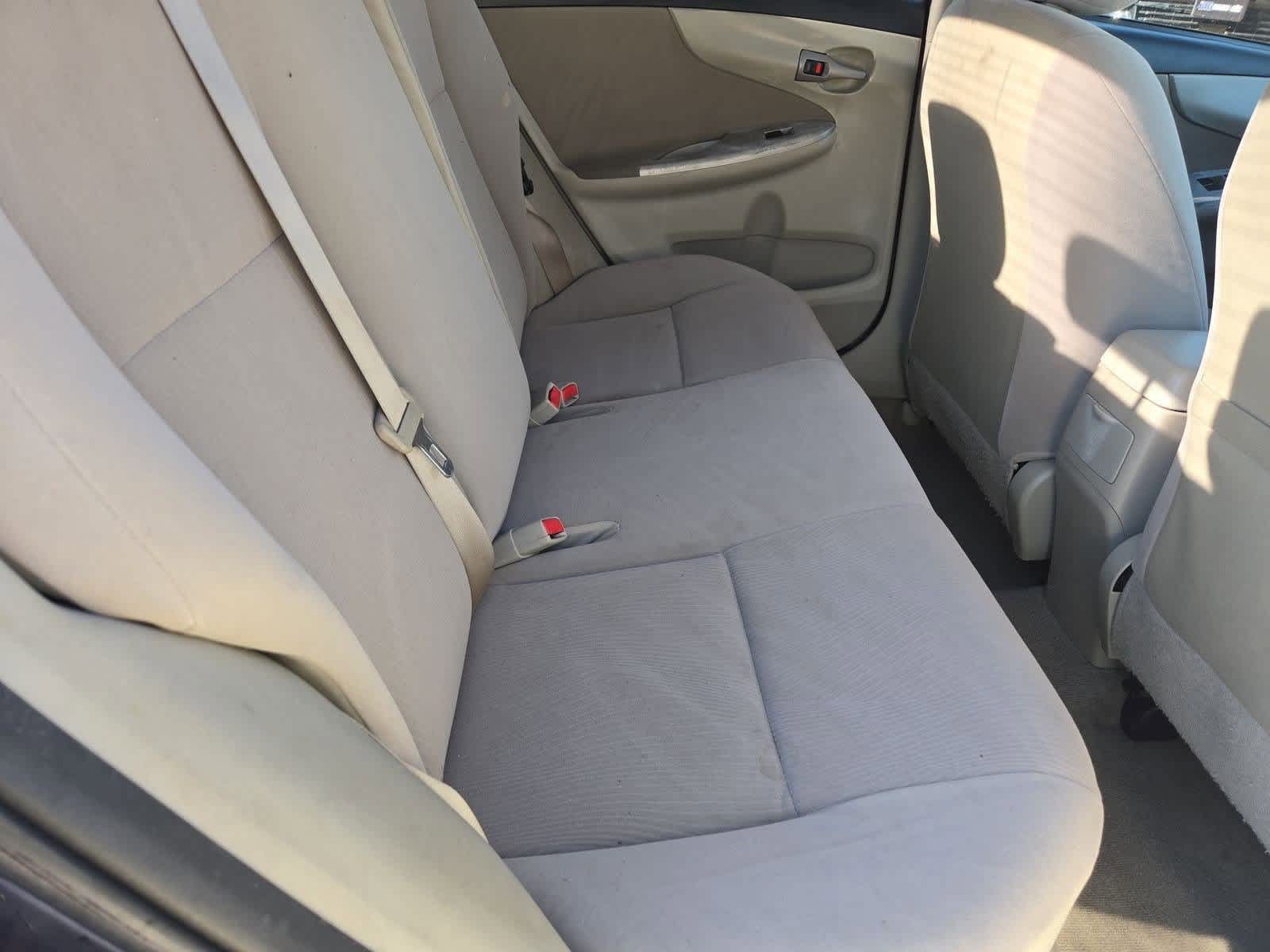 Thumbnail: 2011 Toyota Corolla - 19