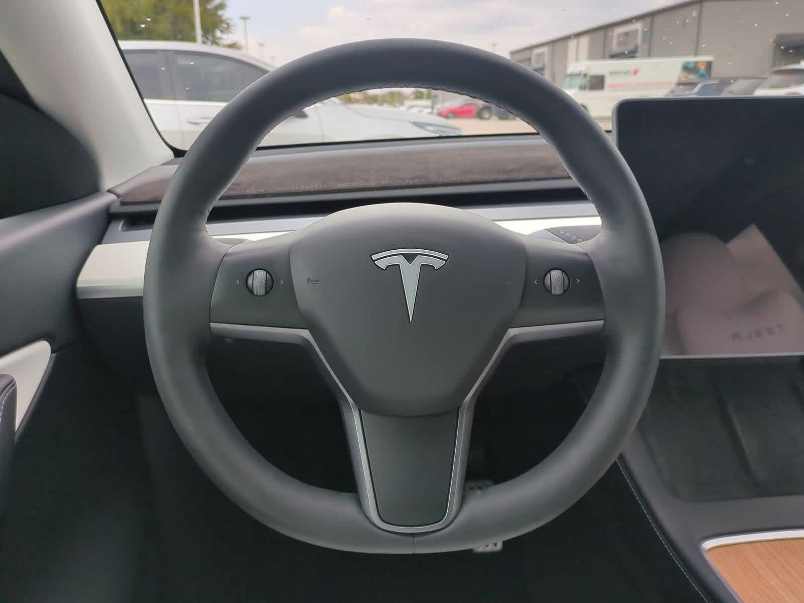 Thumbnail: 2022 Tesla Model Y - 20
