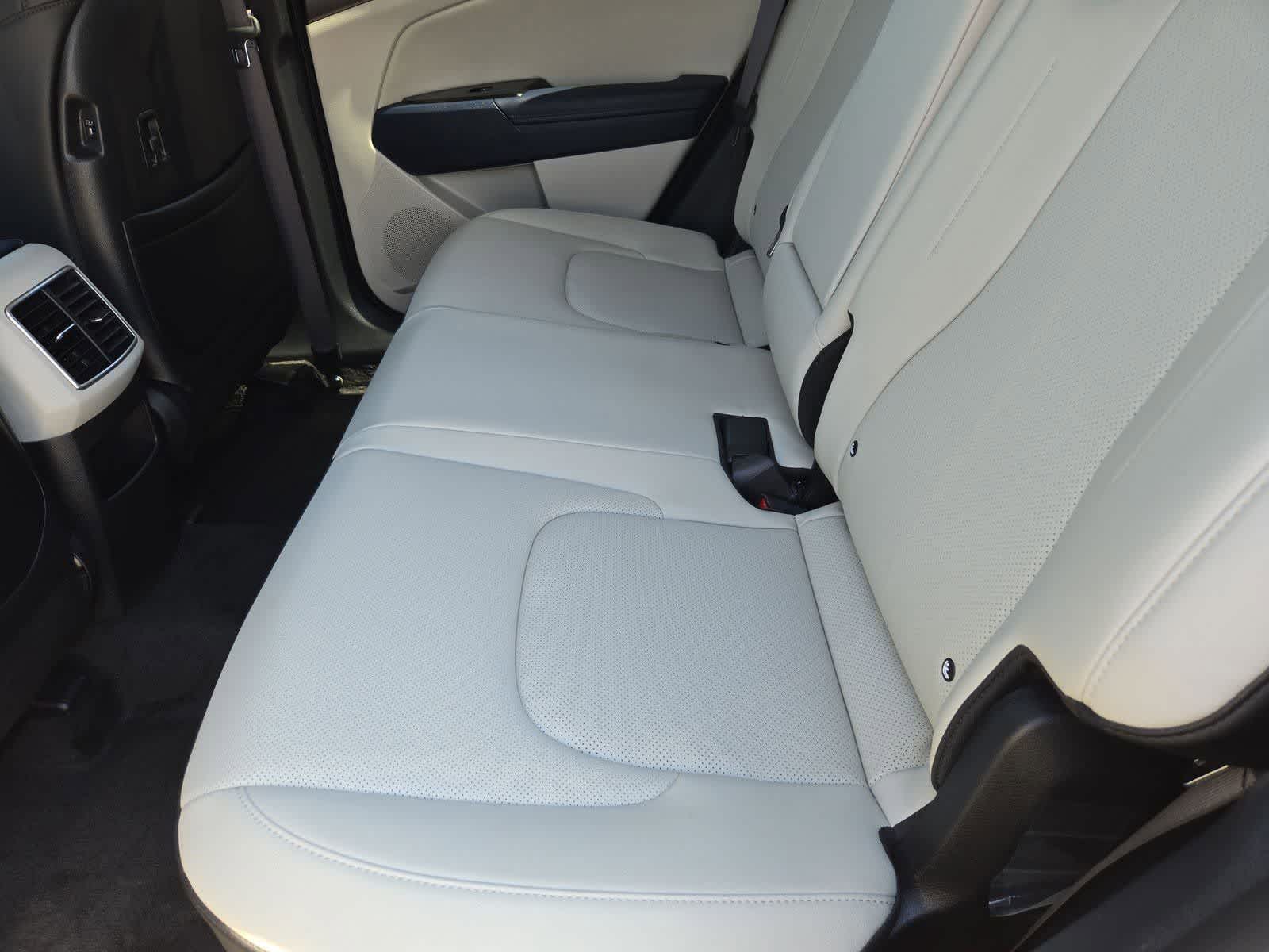 Thumbnail: 2025 Kia Sportage - 17