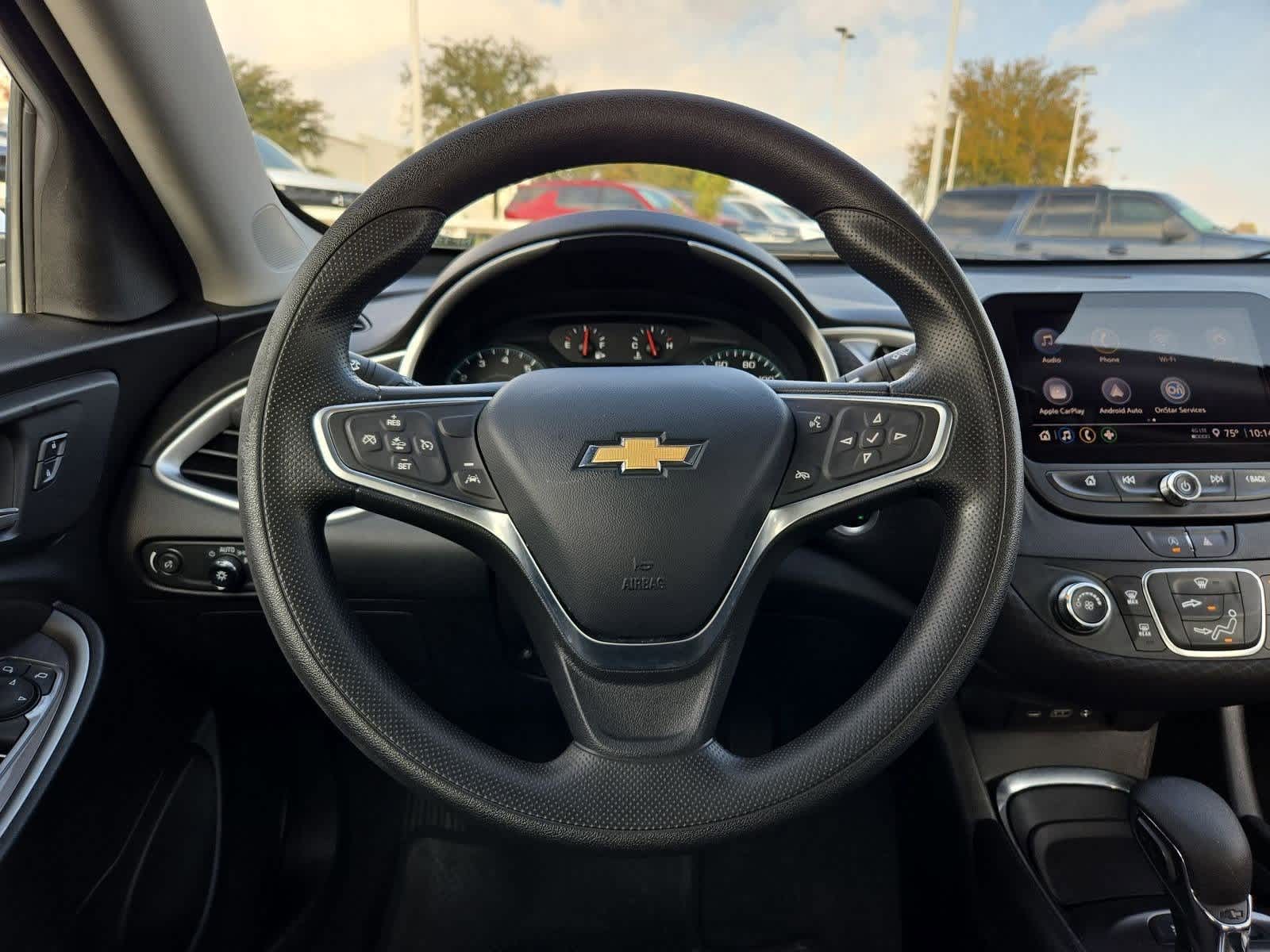 Thumbnail: 2022 Chevrolet Malibu - 21