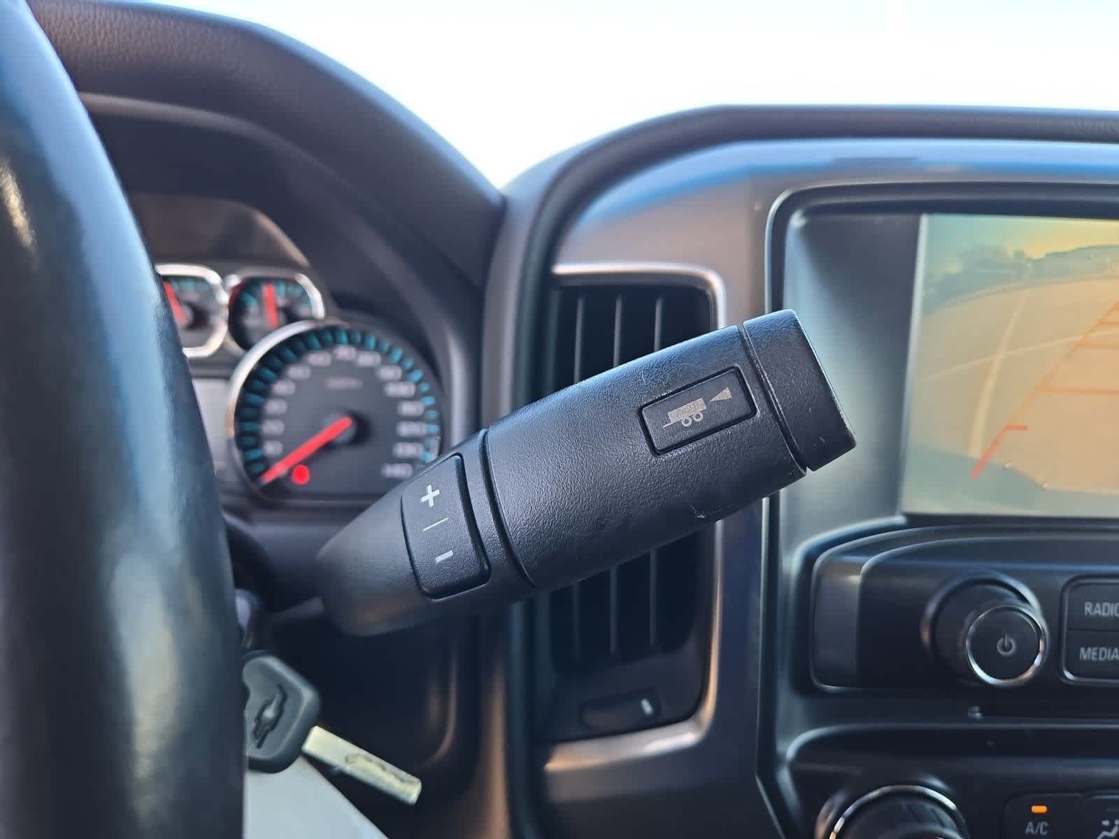 Thumbnail: 2016 Chevrolet Silverado 1500 - 30