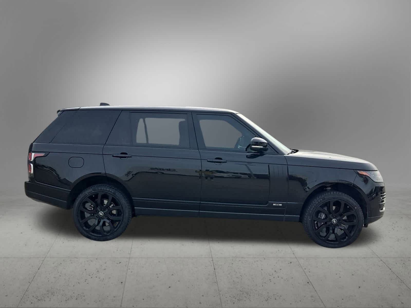 Thumbnail: 2020 Land Rover Range Rover - 7