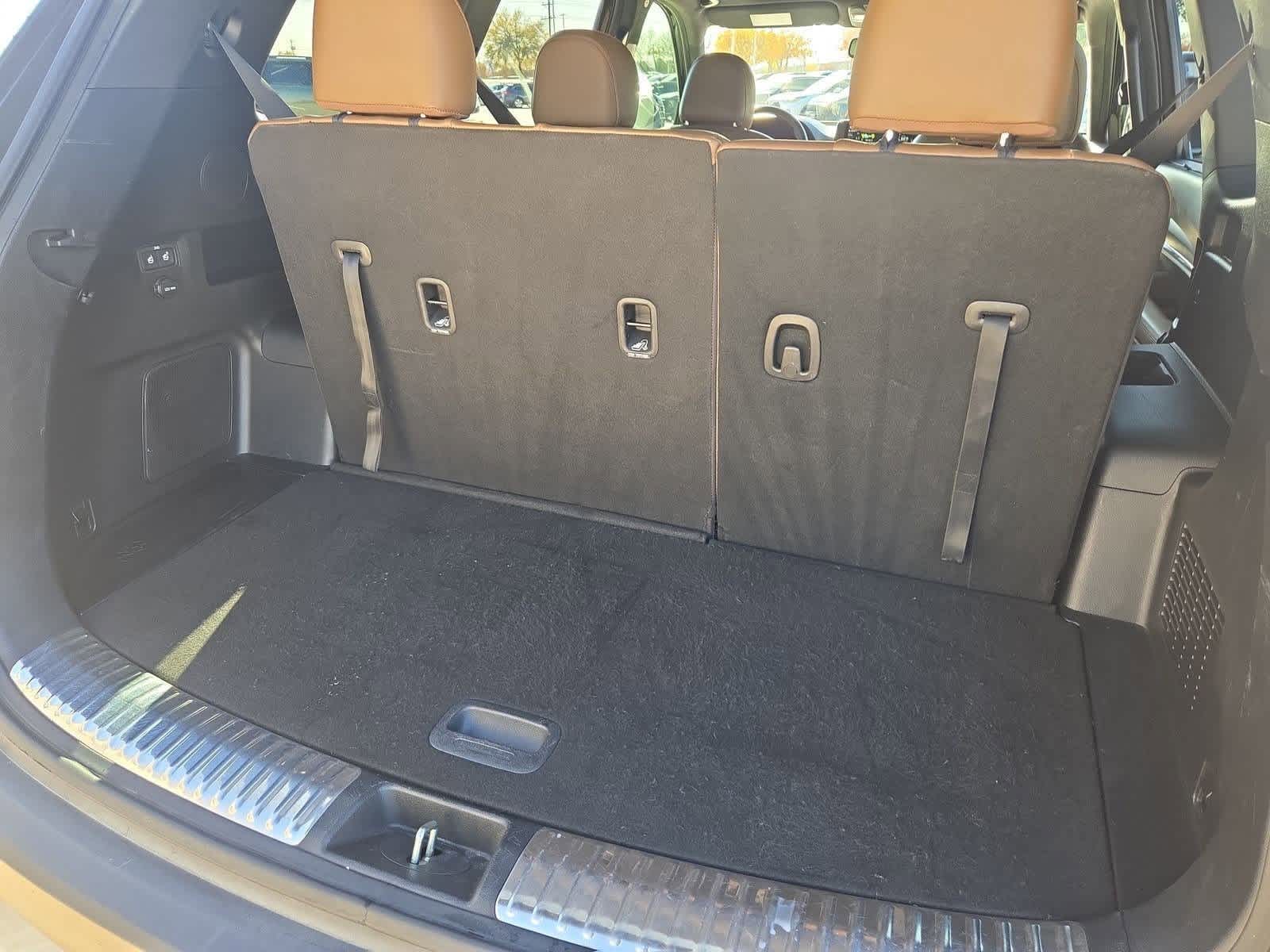 Thumbnail: 2020 Kia Telluride - 34