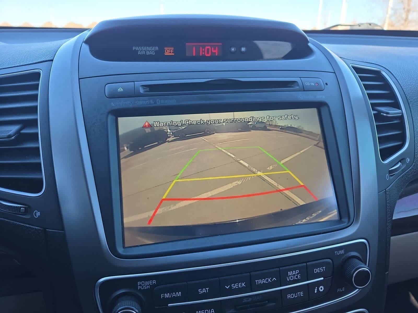 Thumbnail: 2015 Kia Sorento - 30