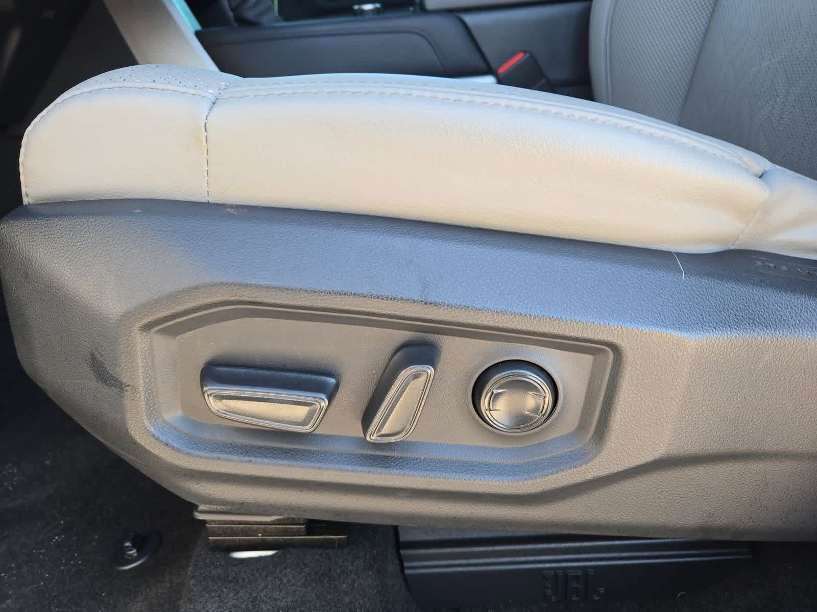 Thumbnail: 2024 Toyota Tundra - 17