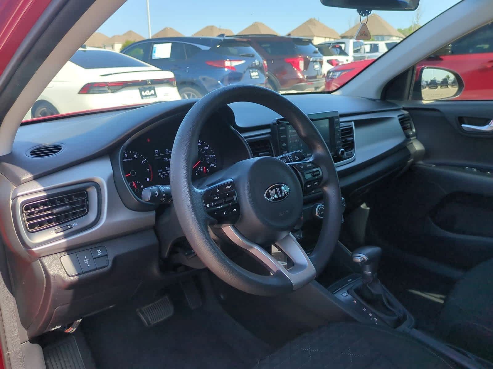 Thumbnail: 2019 Kia Rio - 2