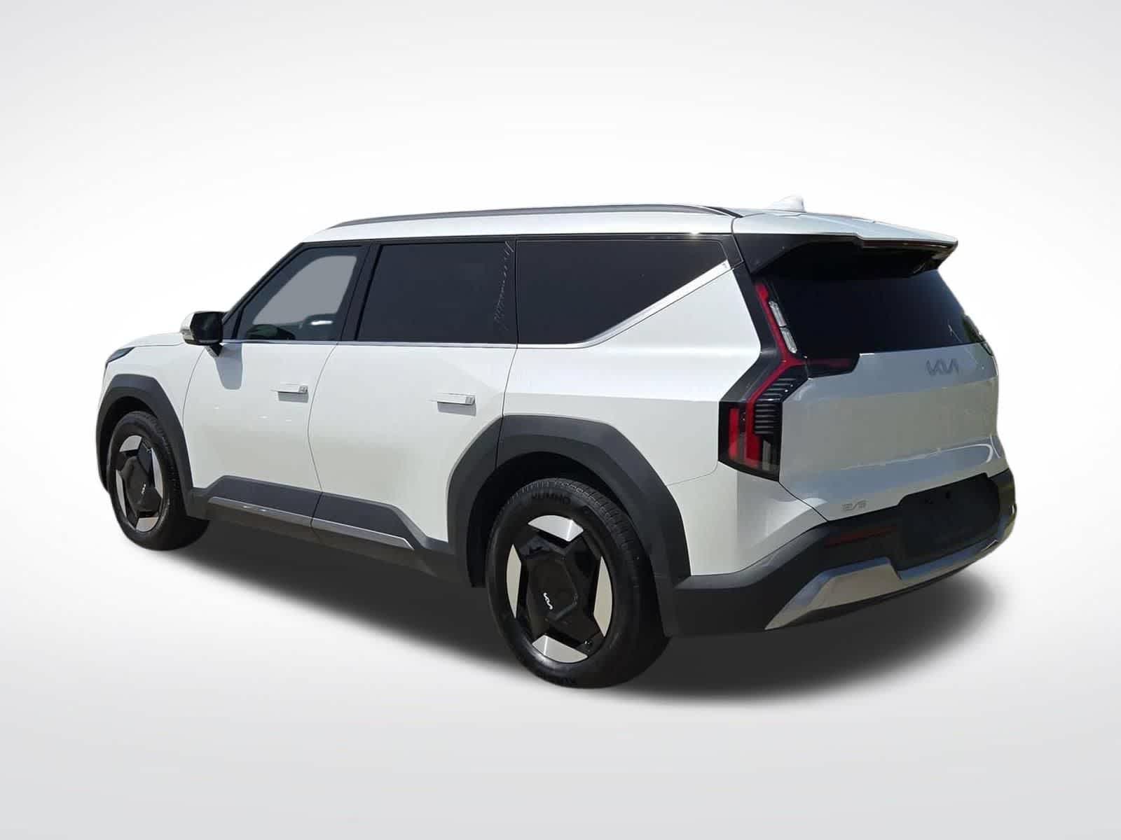 Thumbnail: 2024 Kia EV9 - 5