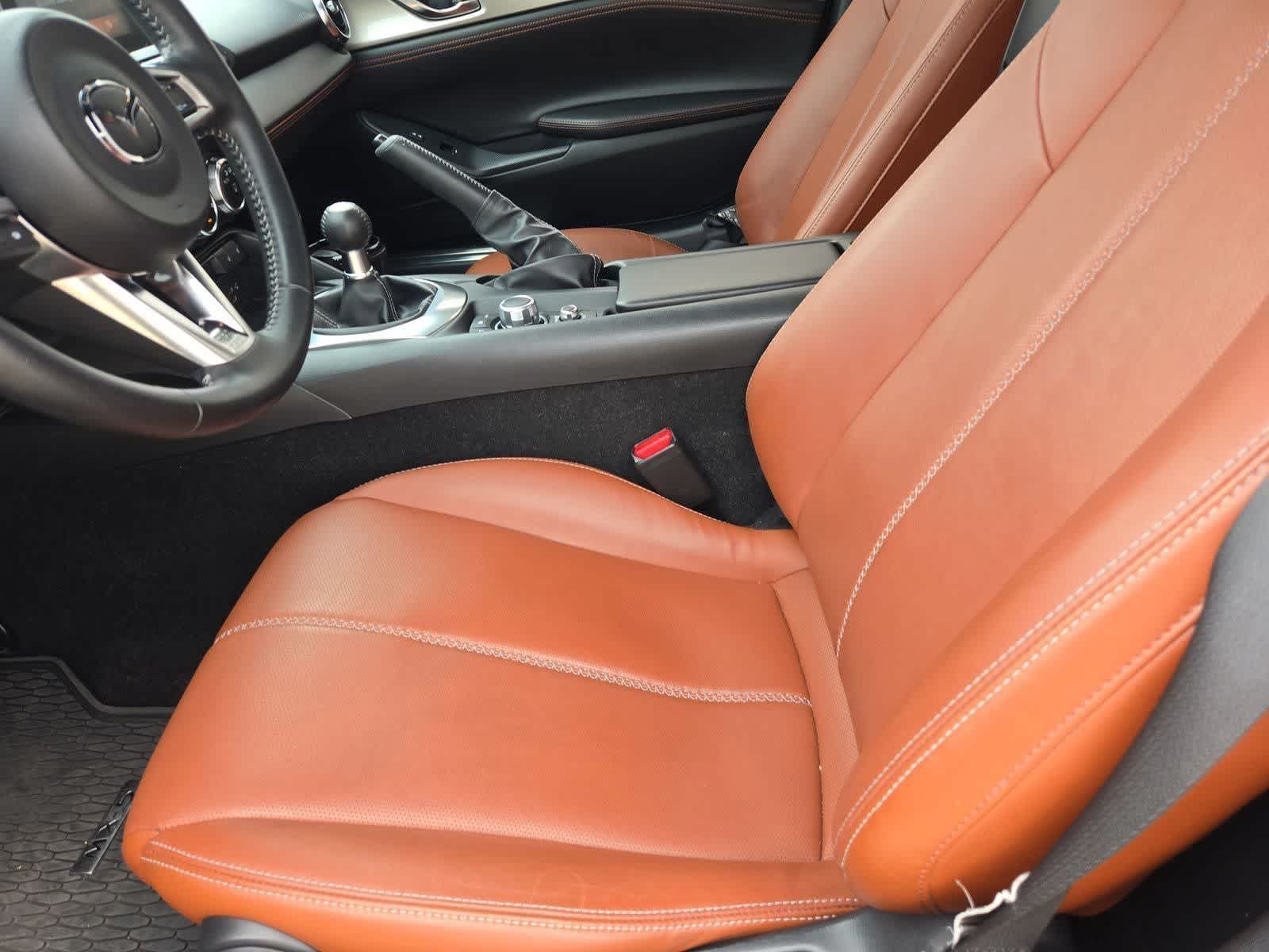 Thumbnail: 2023 Mazda MX-5 Miata - 14
