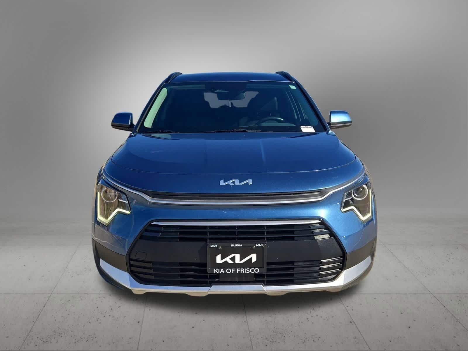 Thumbnail: 2023 Kia Niro - 9