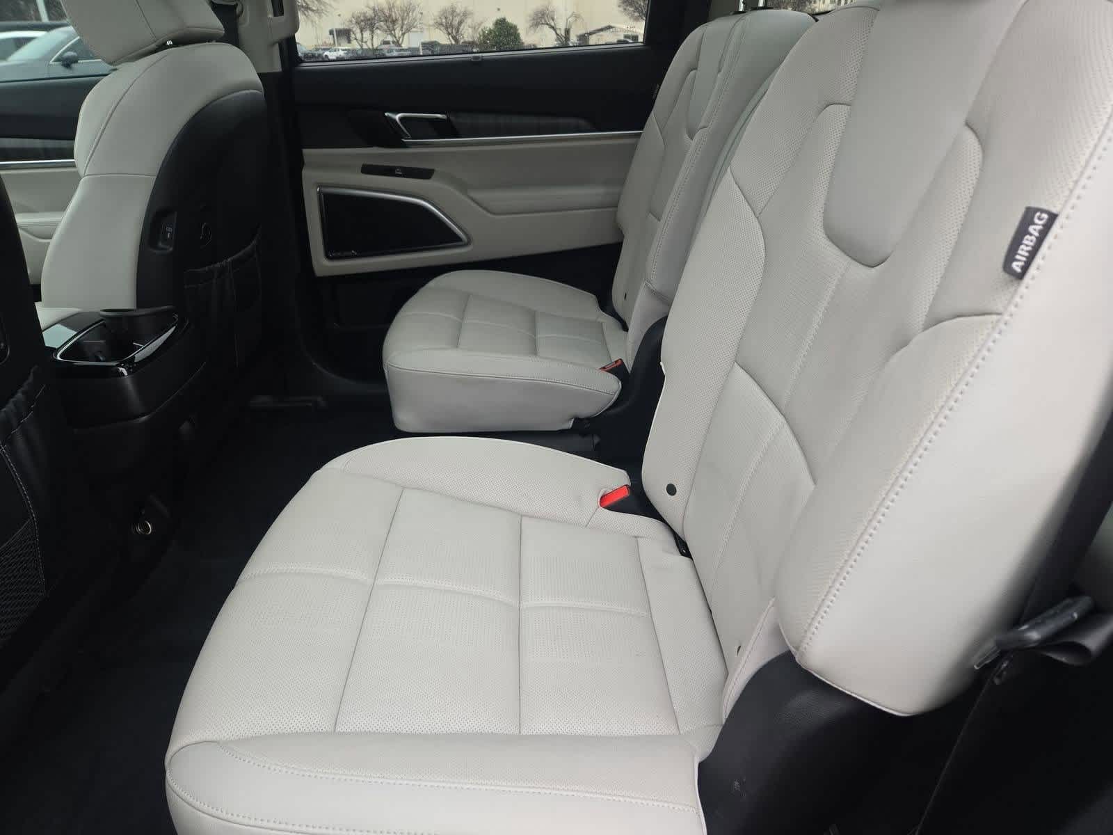 Thumbnail: 2024 Kia Telluride - 19