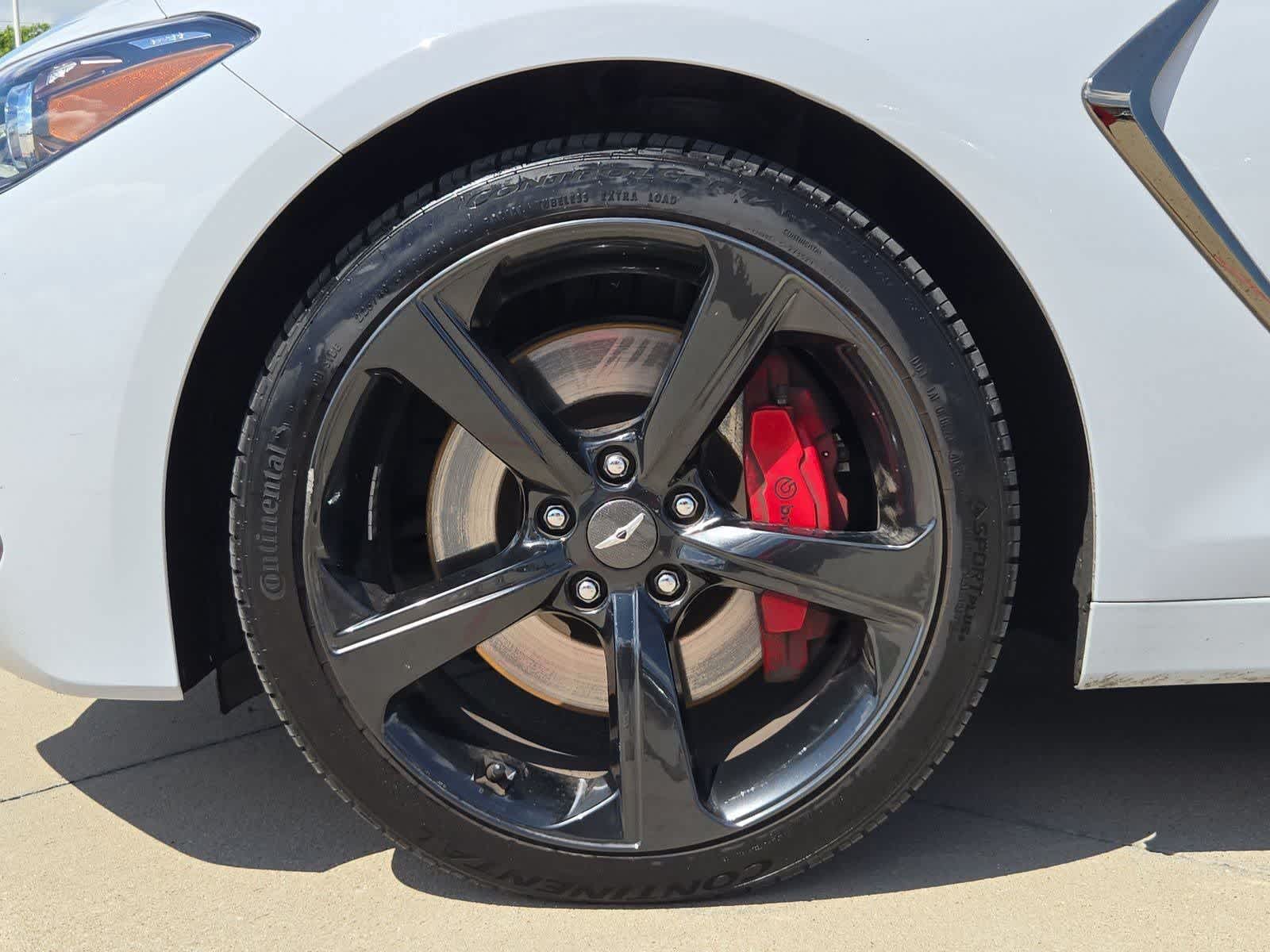 Thumbnail: 2020 Genesis G70 - 12