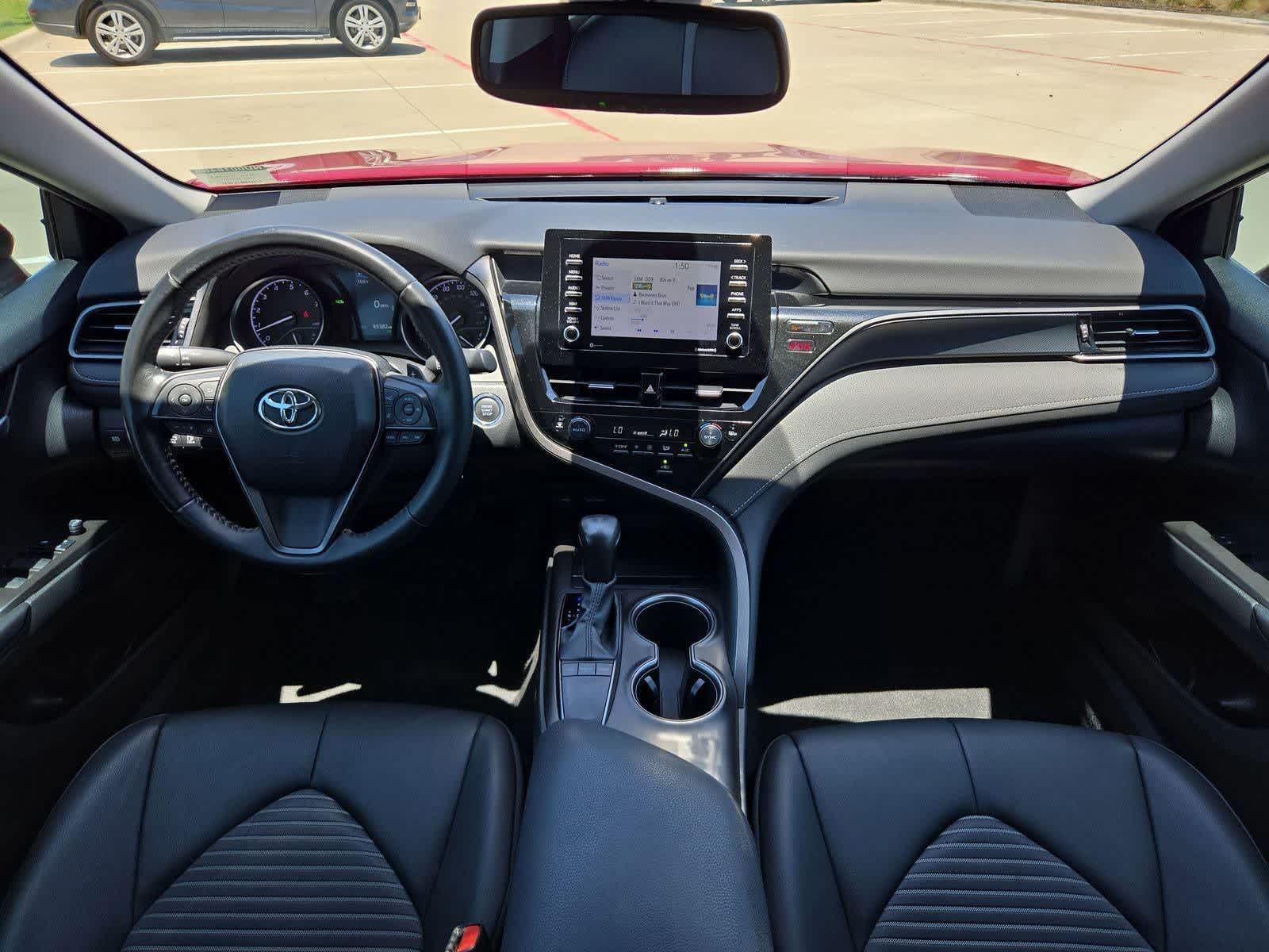 Thumbnail: 2022 Toyota Camry - 12