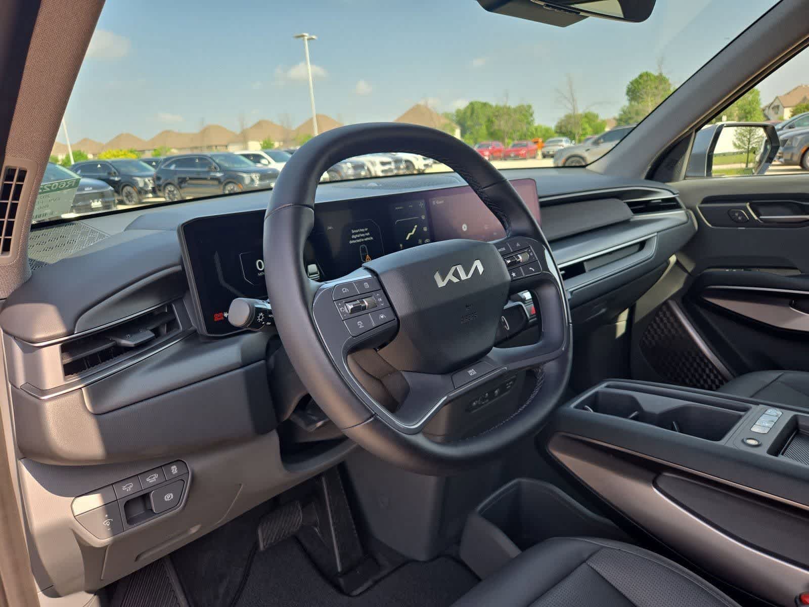 Thumbnail: 2024 Kia EV9 - 2