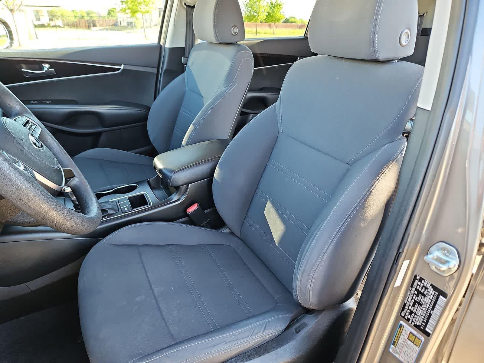 Thumbnail: 2019 Kia Sorento - 14