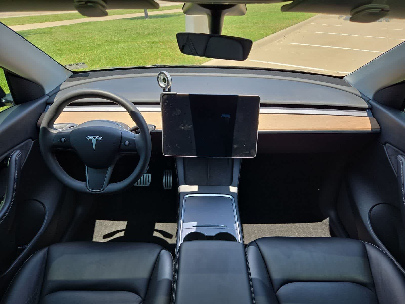 Thumbnail: 2022 Tesla Model Y - 11
