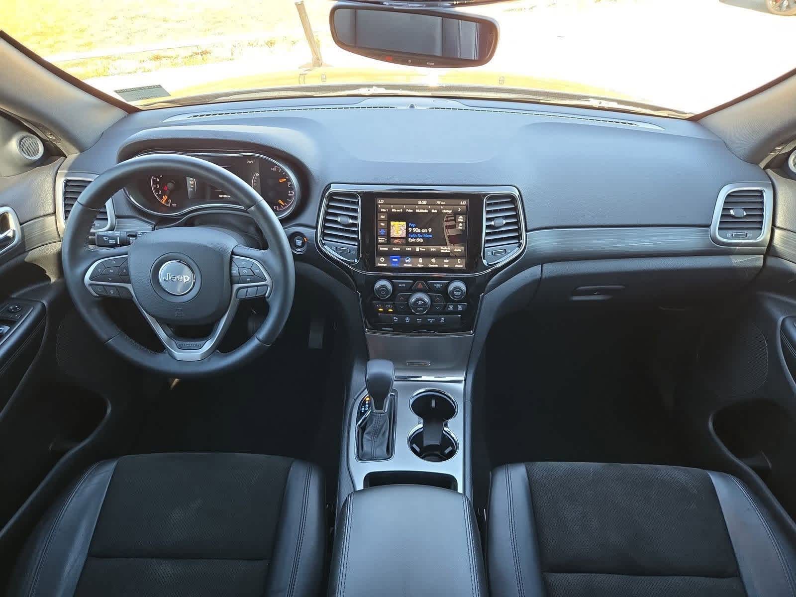 Thumbnail: 2019 Jeep Grand Cherokee - 14