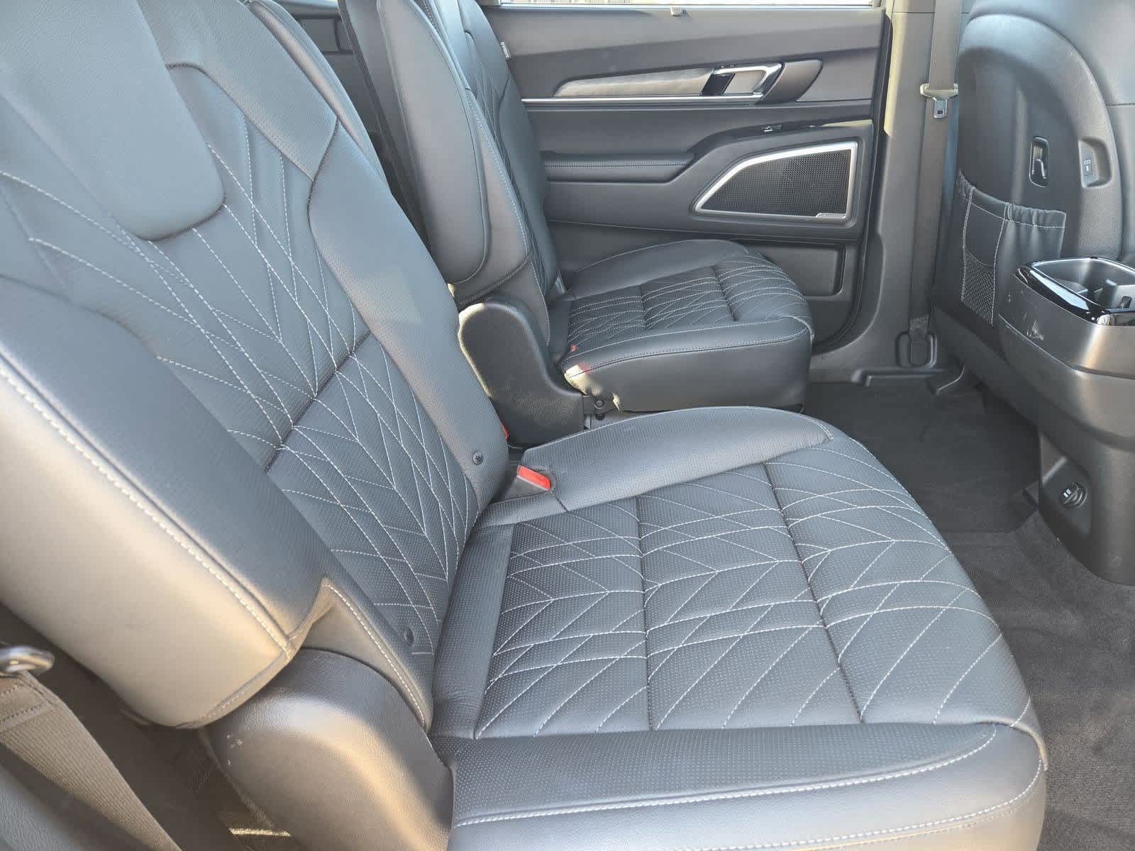 Thumbnail: 2023 Kia Telluride - 20