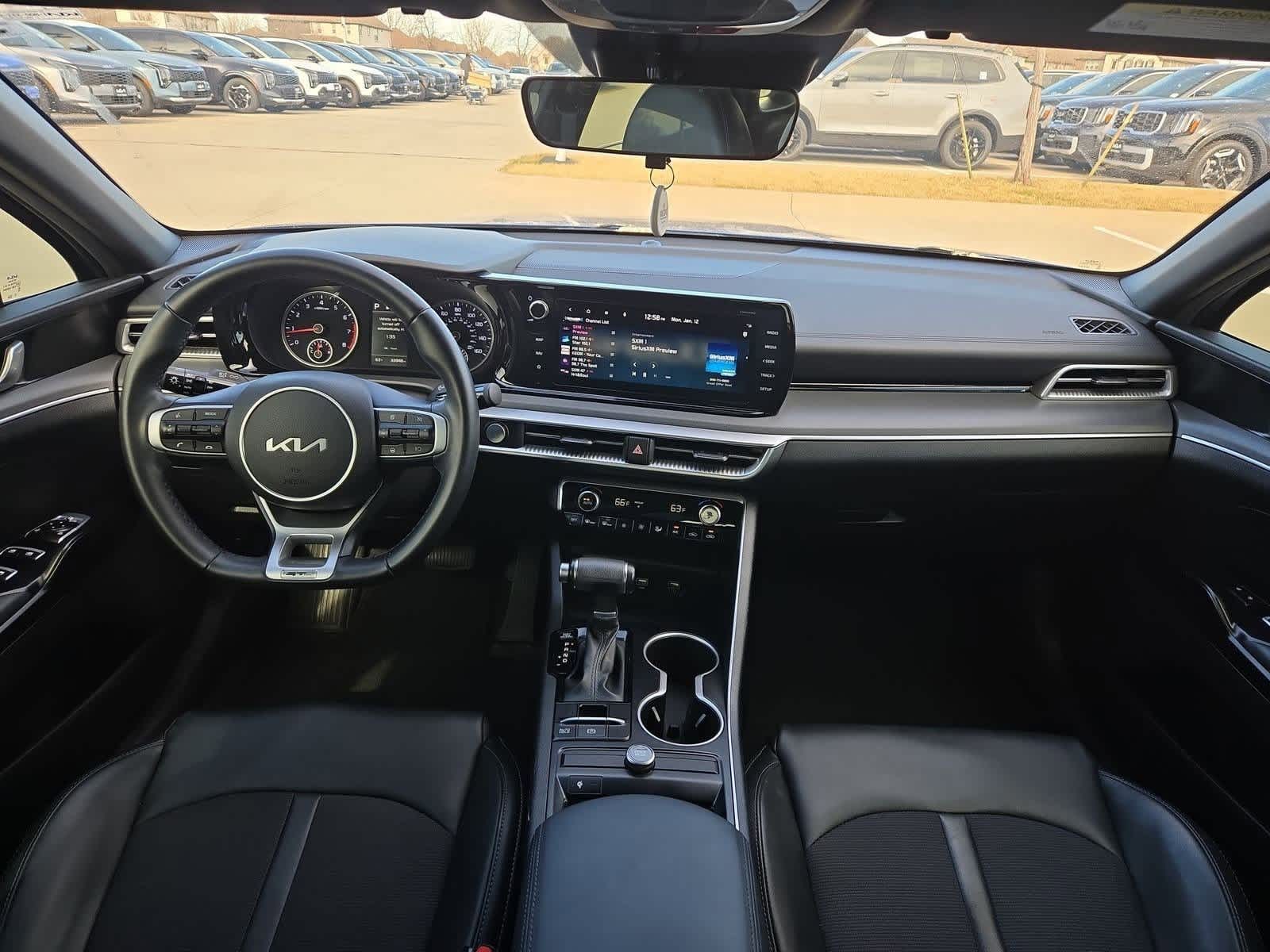 Thumbnail: 2023 Kia K5 - 14