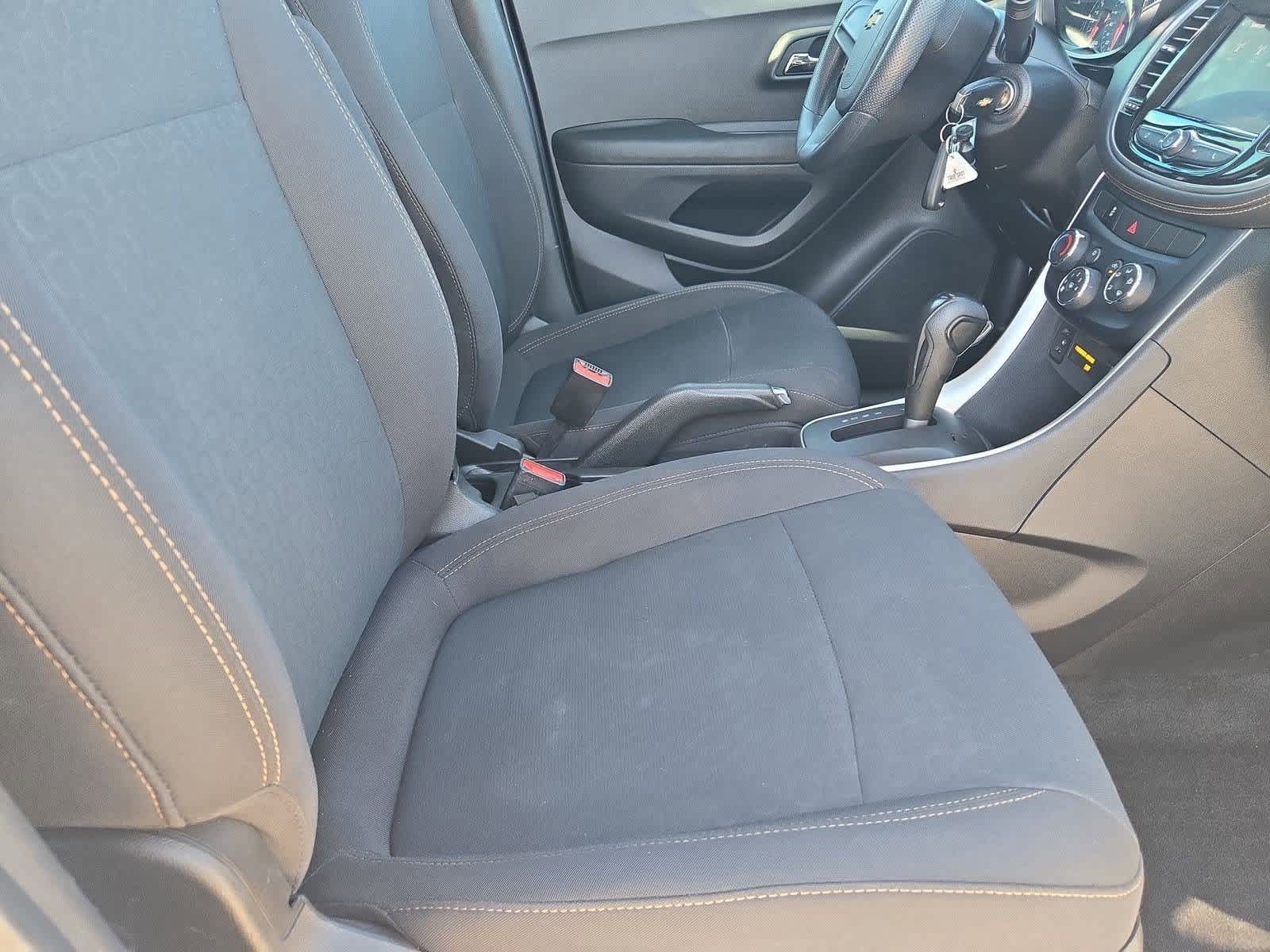 Thumbnail: 2020 Chevrolet Trax - 19