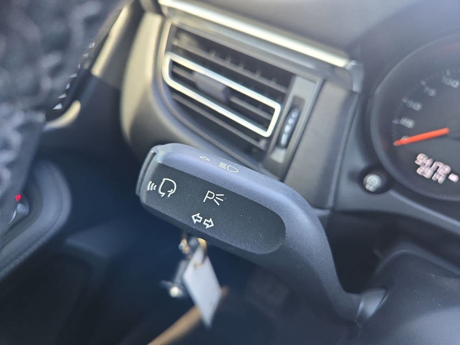 Thumbnail: 2020 Porsche Macan - 27