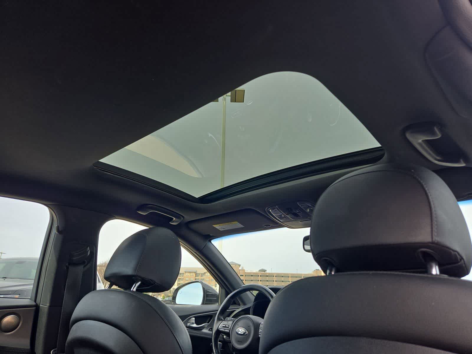 Thumbnail: 2019 Kia Stinger - 20