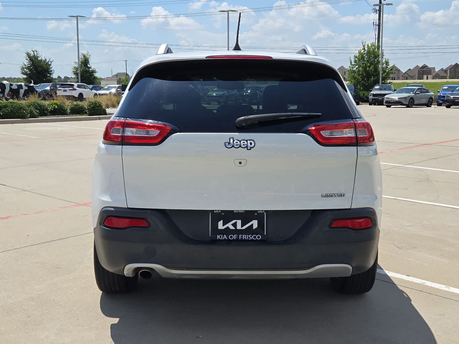 Thumbnail: 2017 Jeep Cherokee - 5