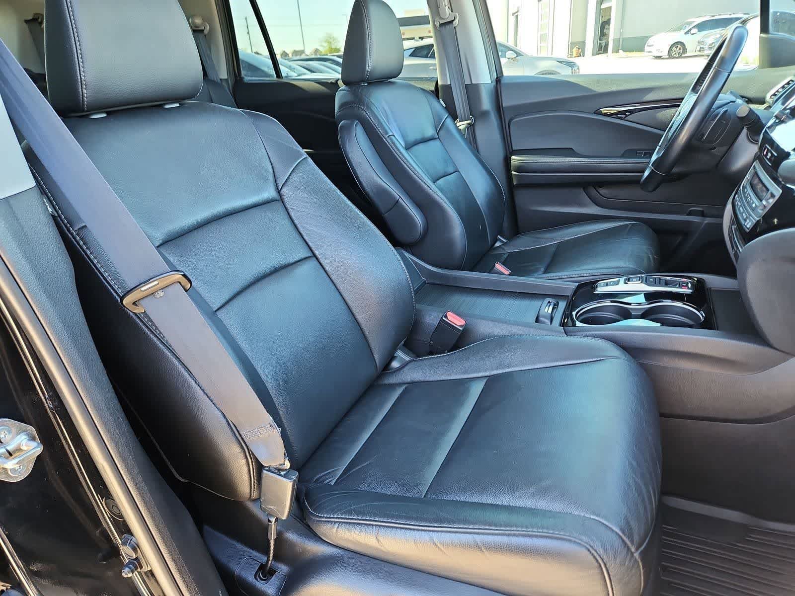 Thumbnail: 2020 Honda Pilot - 22